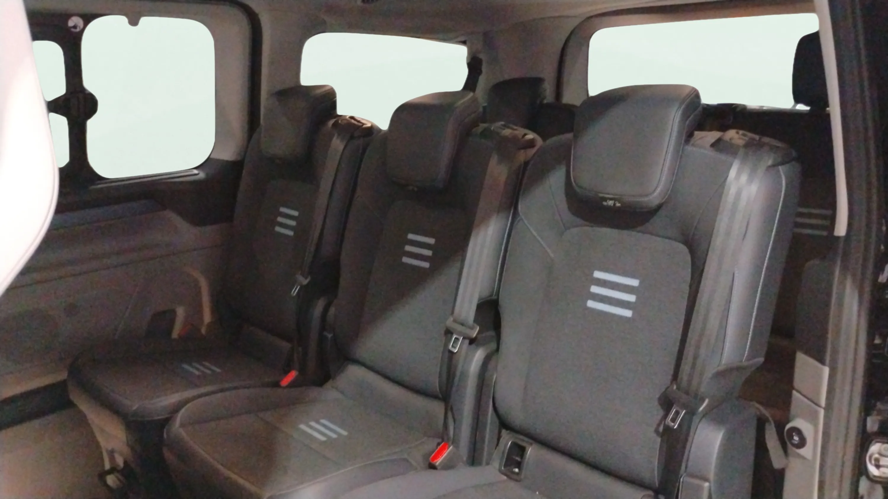 Ford Tourneo Custom 2.0 EcoBlue L1 Active - foto 19