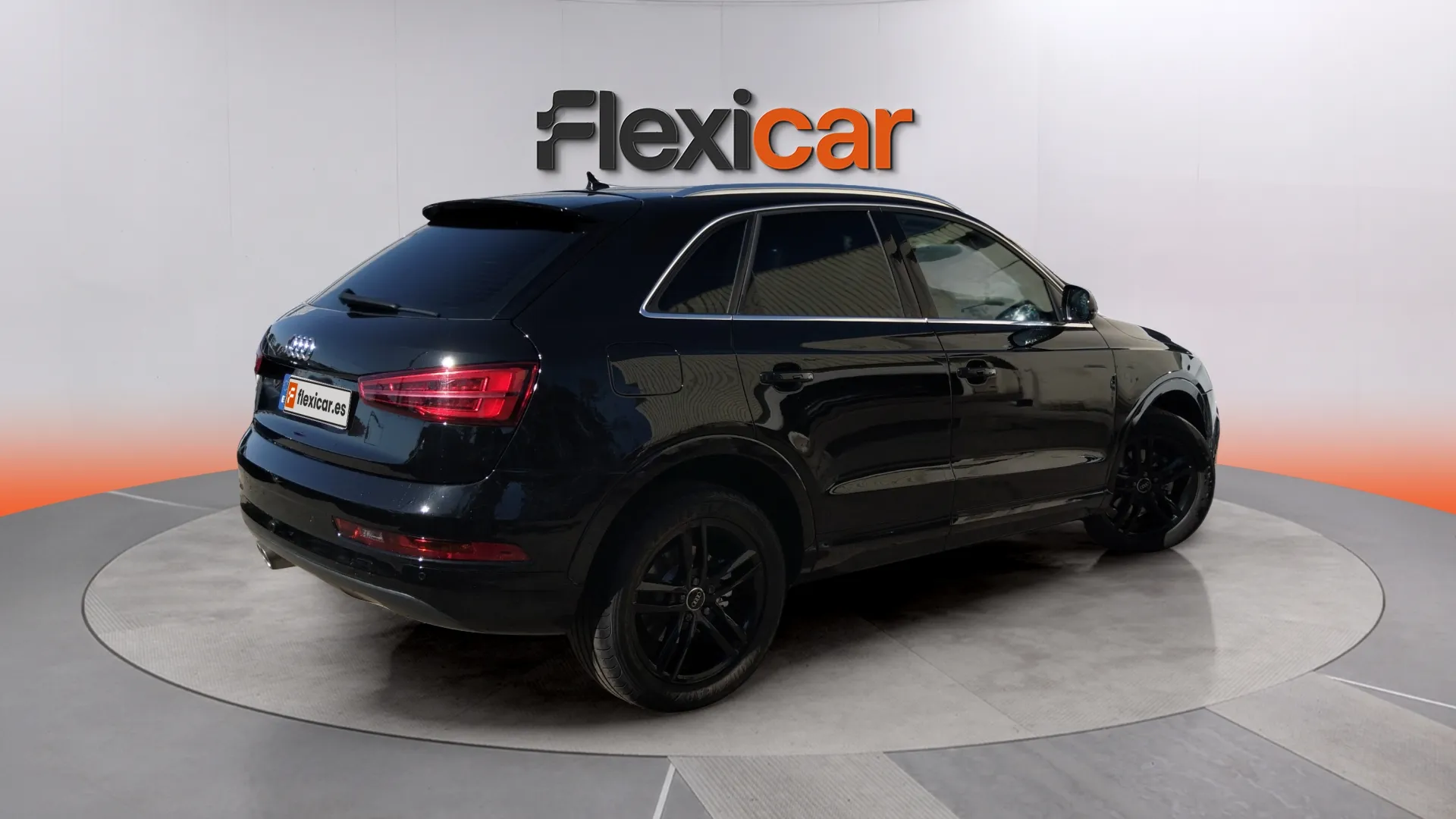 Audi Q3 2.0 TDI quattro - foto 8