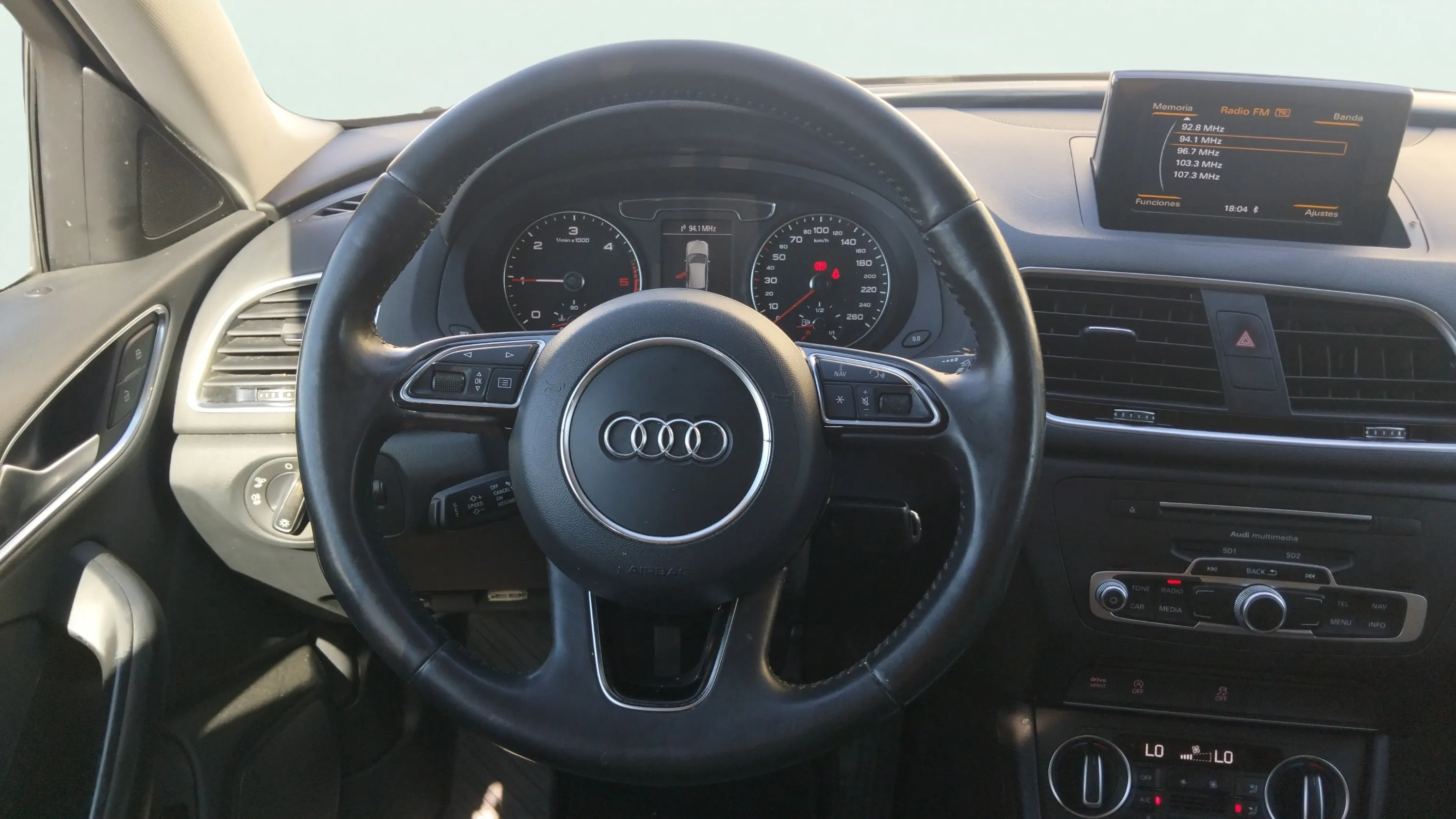 Audi Q3 2.0 TDI quattro - foto 15
