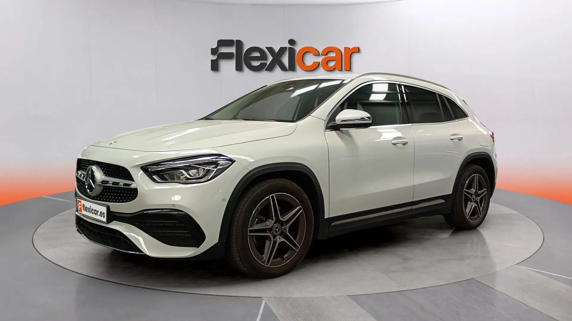 Mercedes-Benz GLA 200 D - foto 3