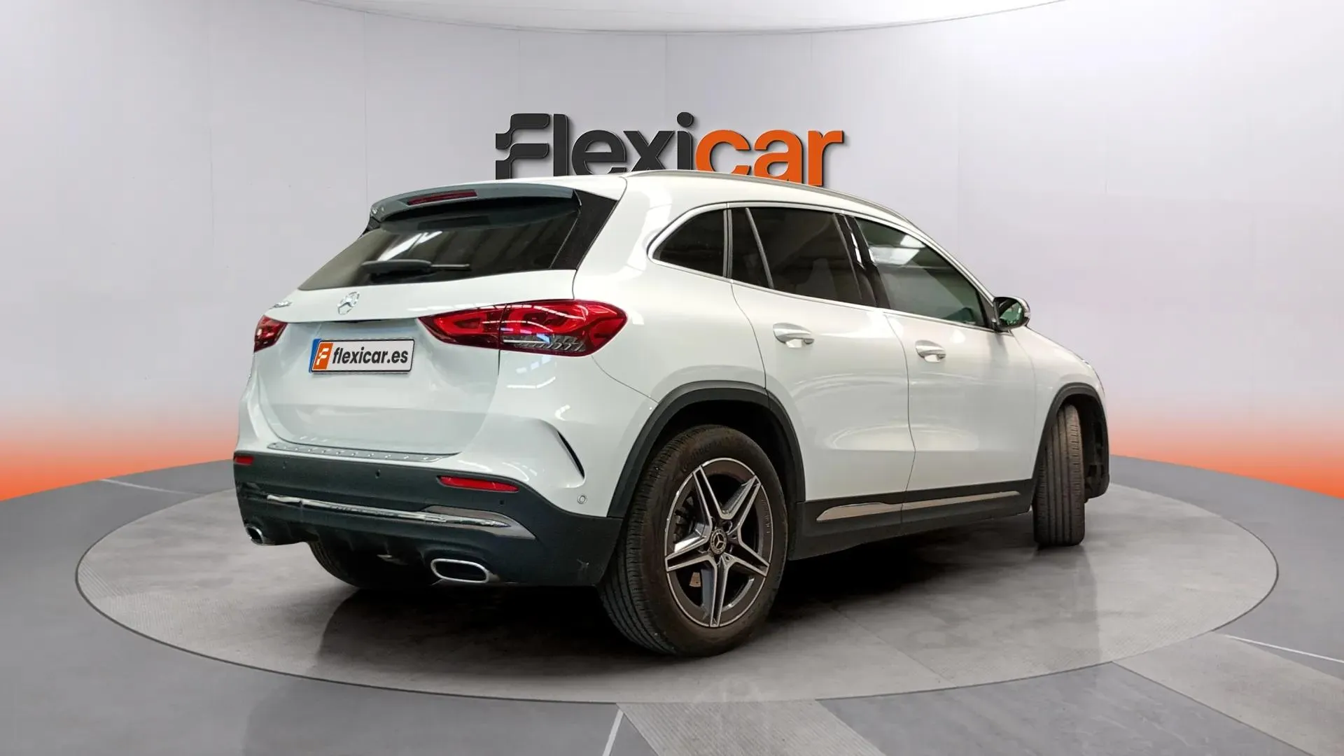 Mercedes-Benz GLA 200 D - foto 7
