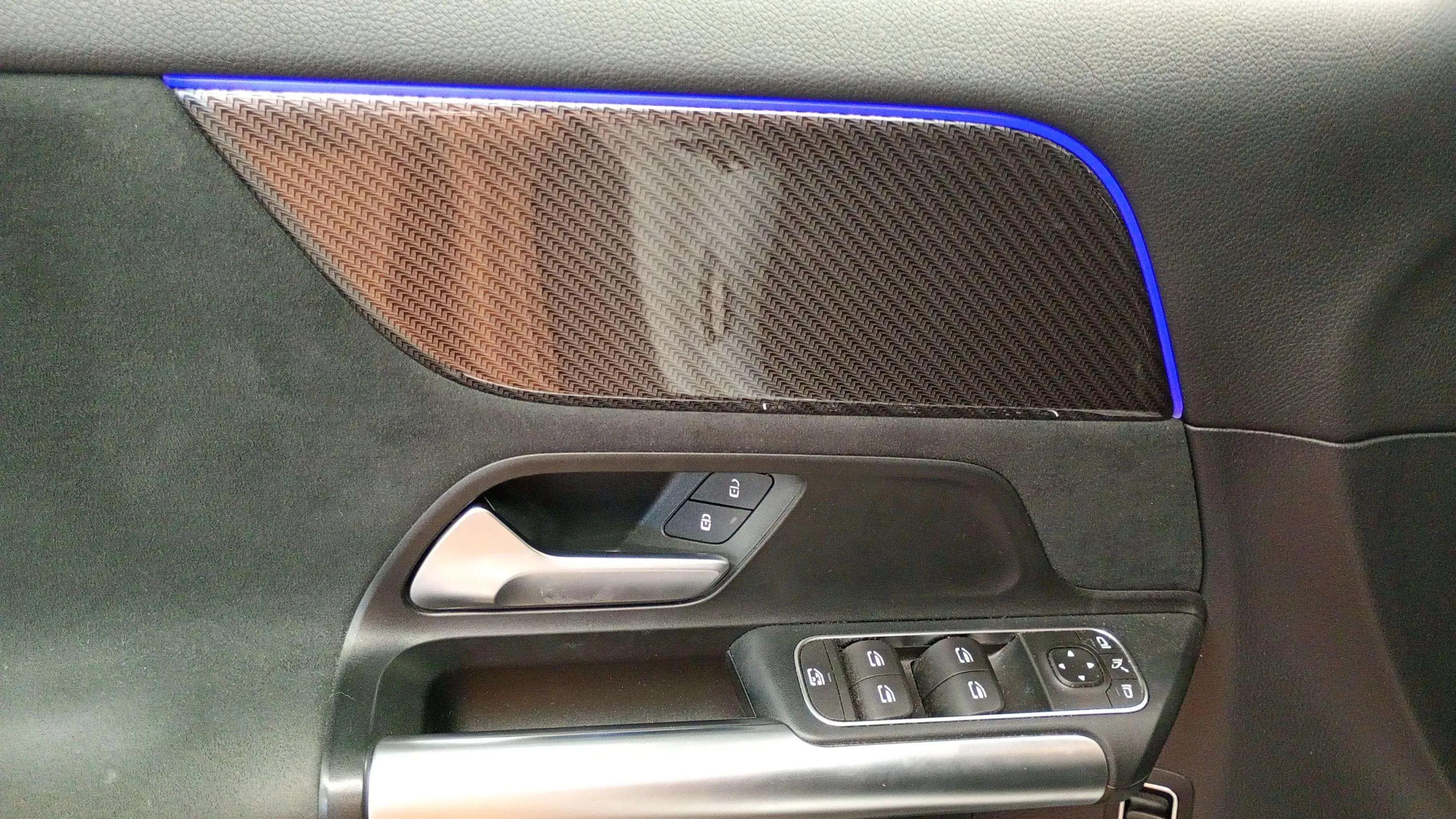 Mercedes-Benz GLA 200 D - foto 20