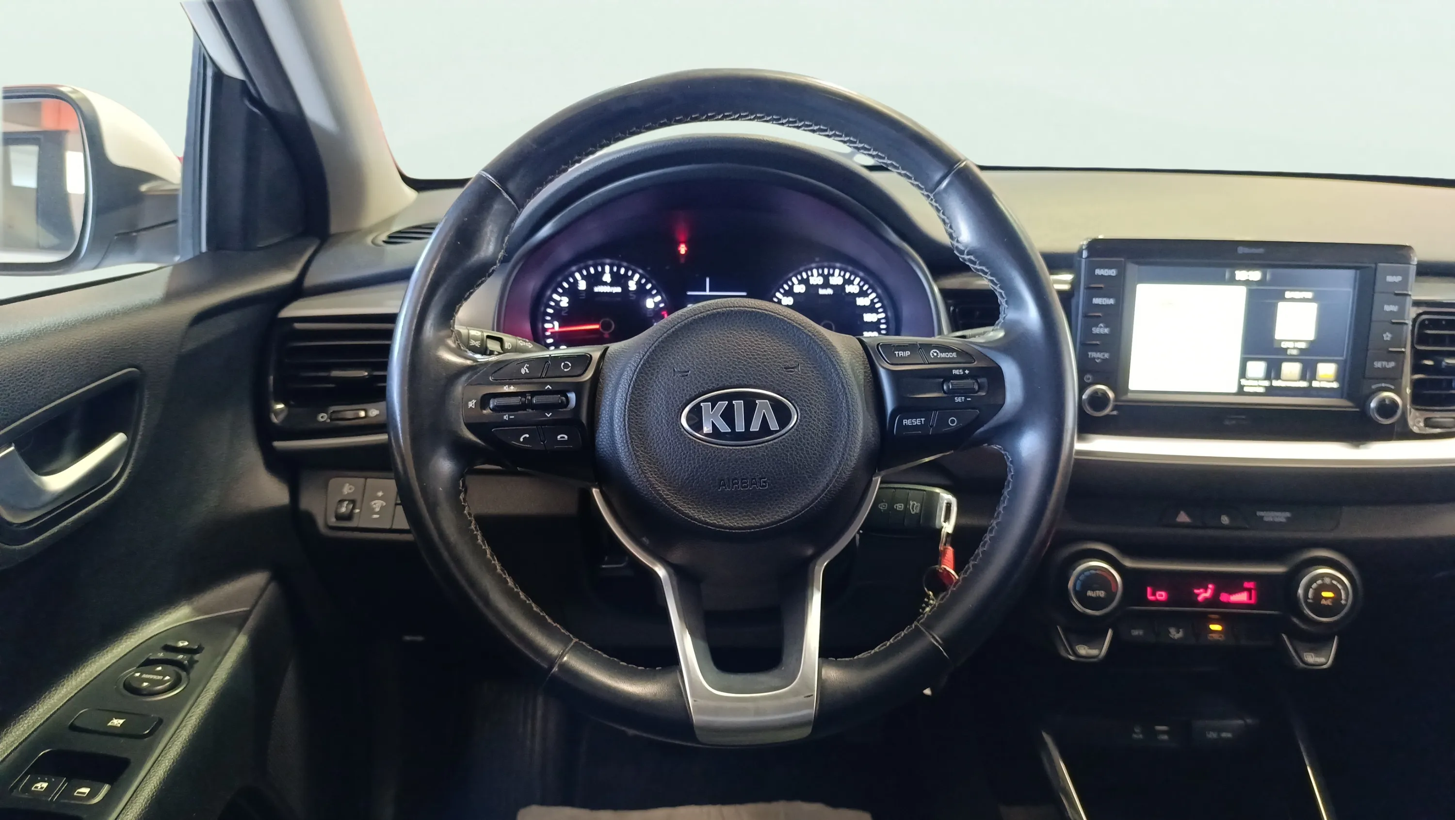 Kia Stonic 1.0 T-GDi Drive - foto 10