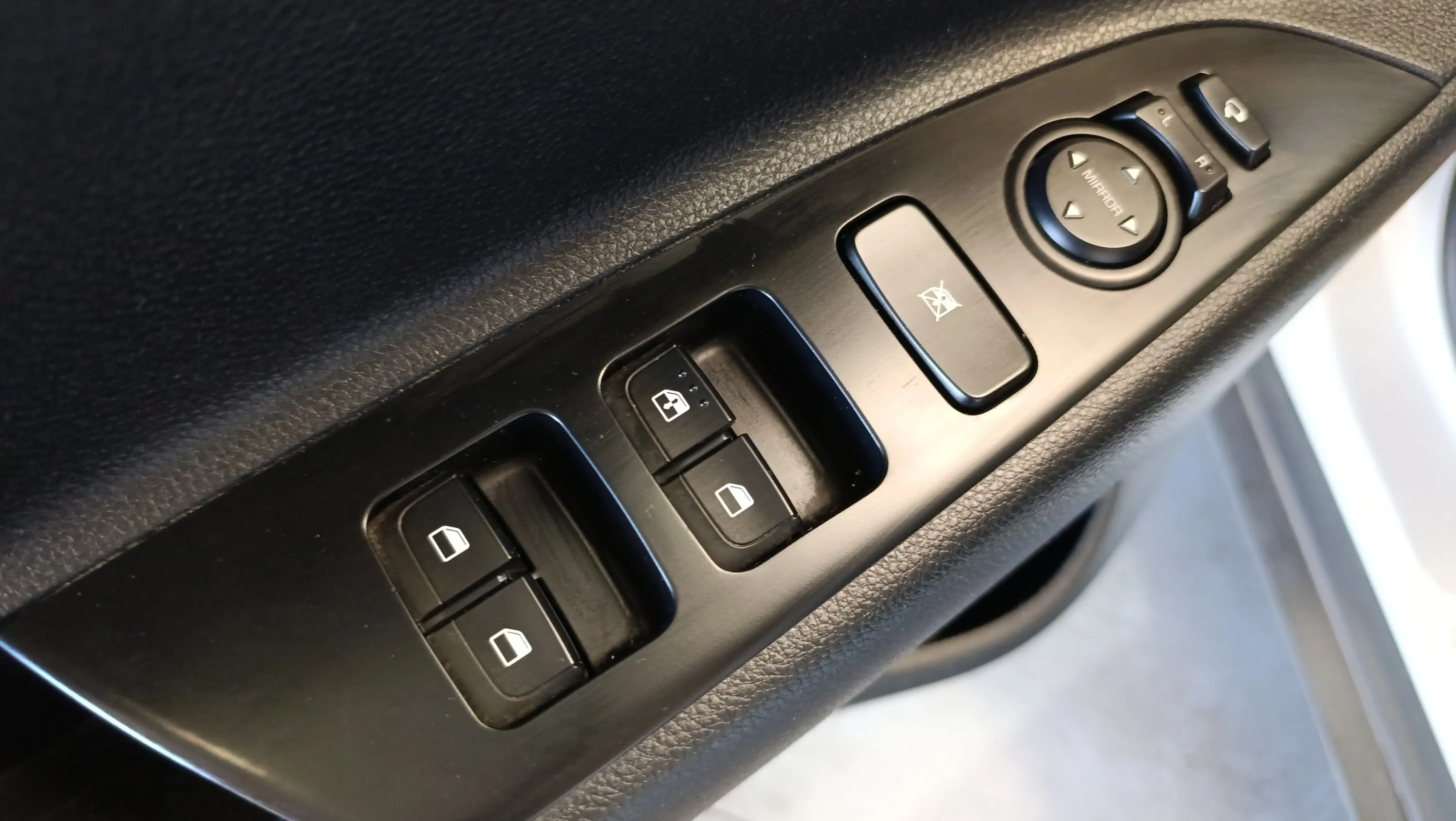 Kia Stonic 1.0 T-GDi Drive - foto 27