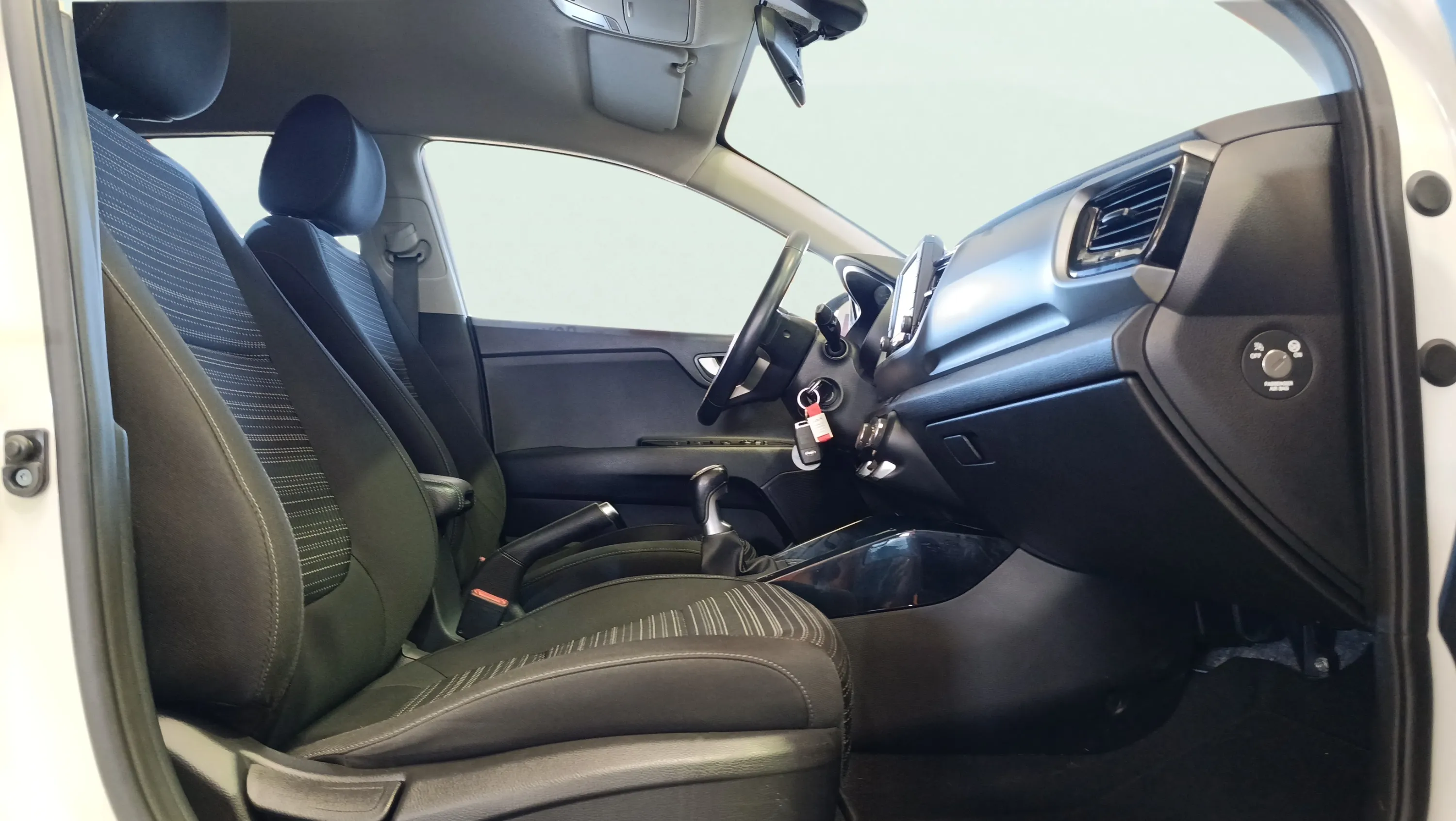 Kia Stonic 1.0 T-GDi Drive - foto 29
