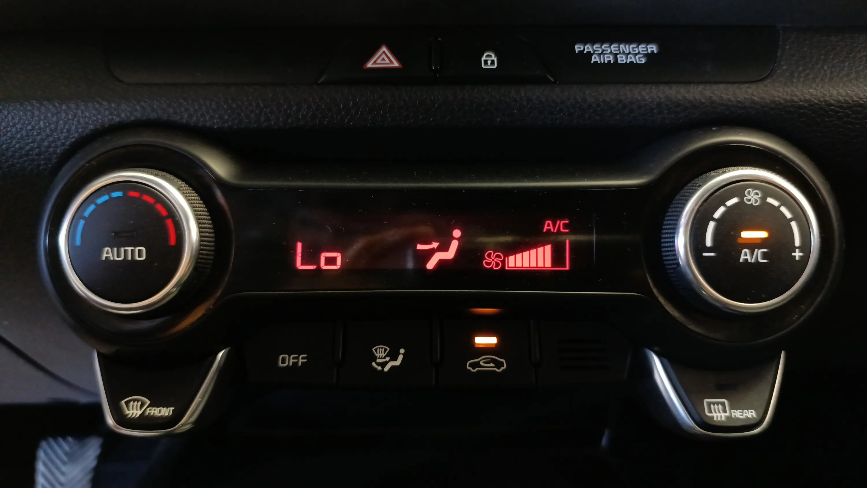Kia Stonic 1.0 T-GDi Drive - foto 22
