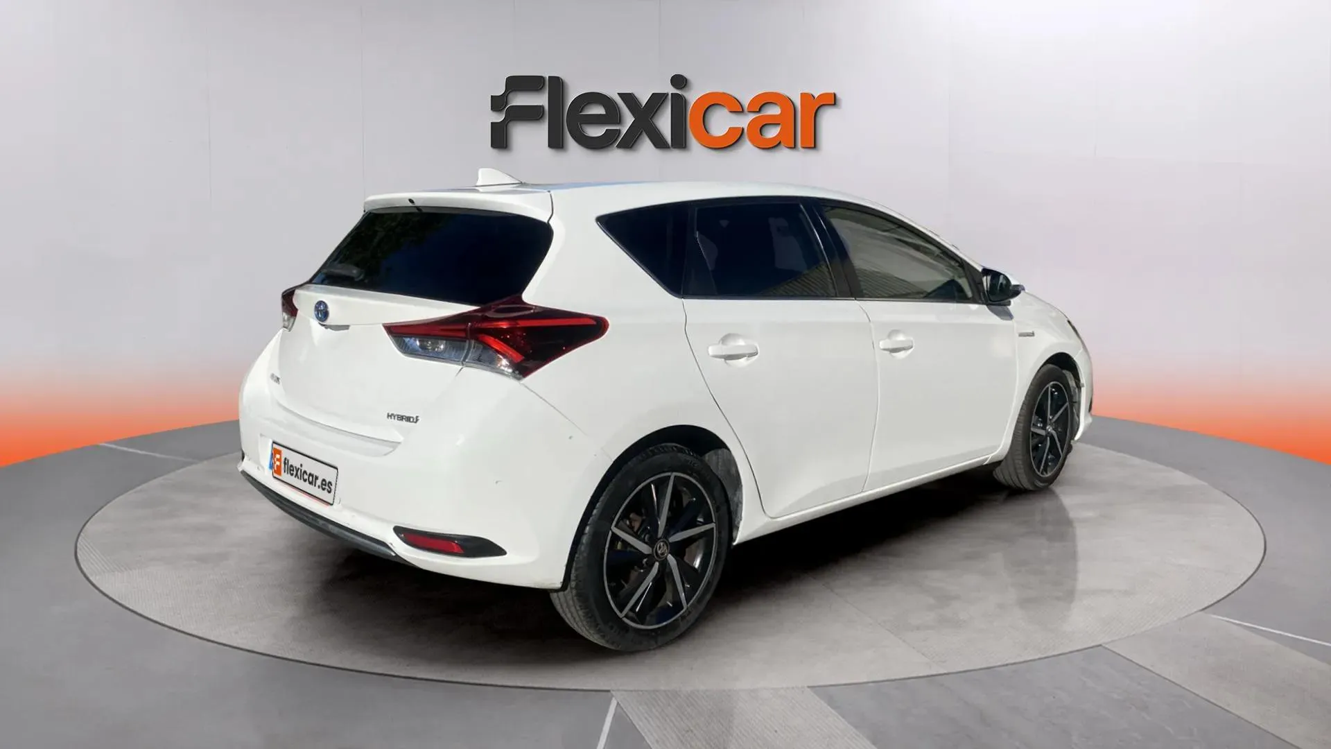 Toyota Auris 1.8 140H Hybrid Active (Business Plus) - foto 7