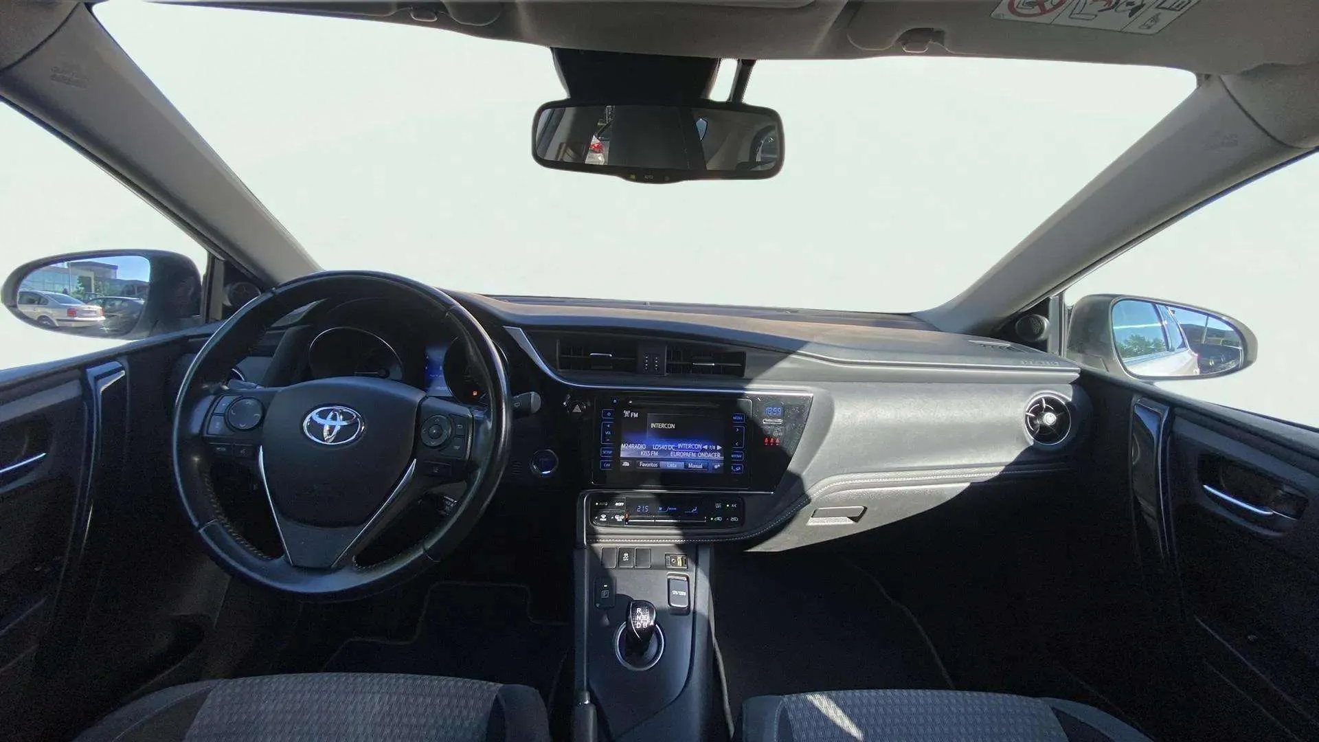 Toyota Auris 1.8 140H Hybrid Active (Business Plus) - foto 10