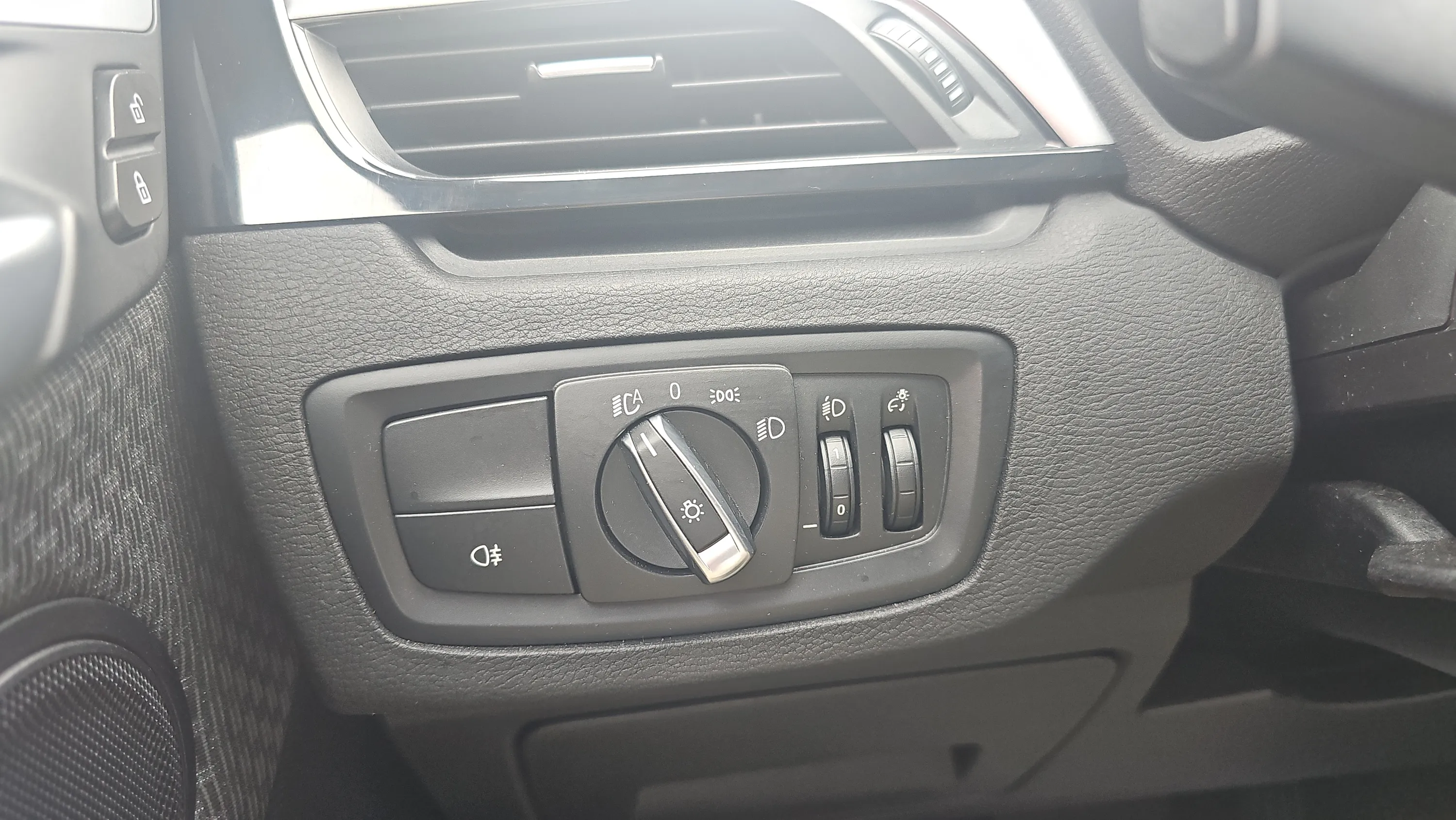 BMW X1 xDrive25e - foto 19