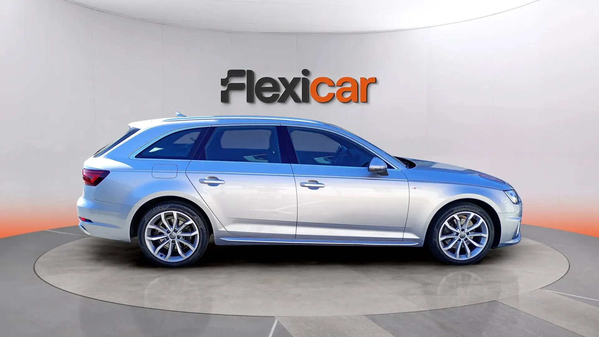 Audi A4 Avant S line 35 TFSI S tronic - foto 3