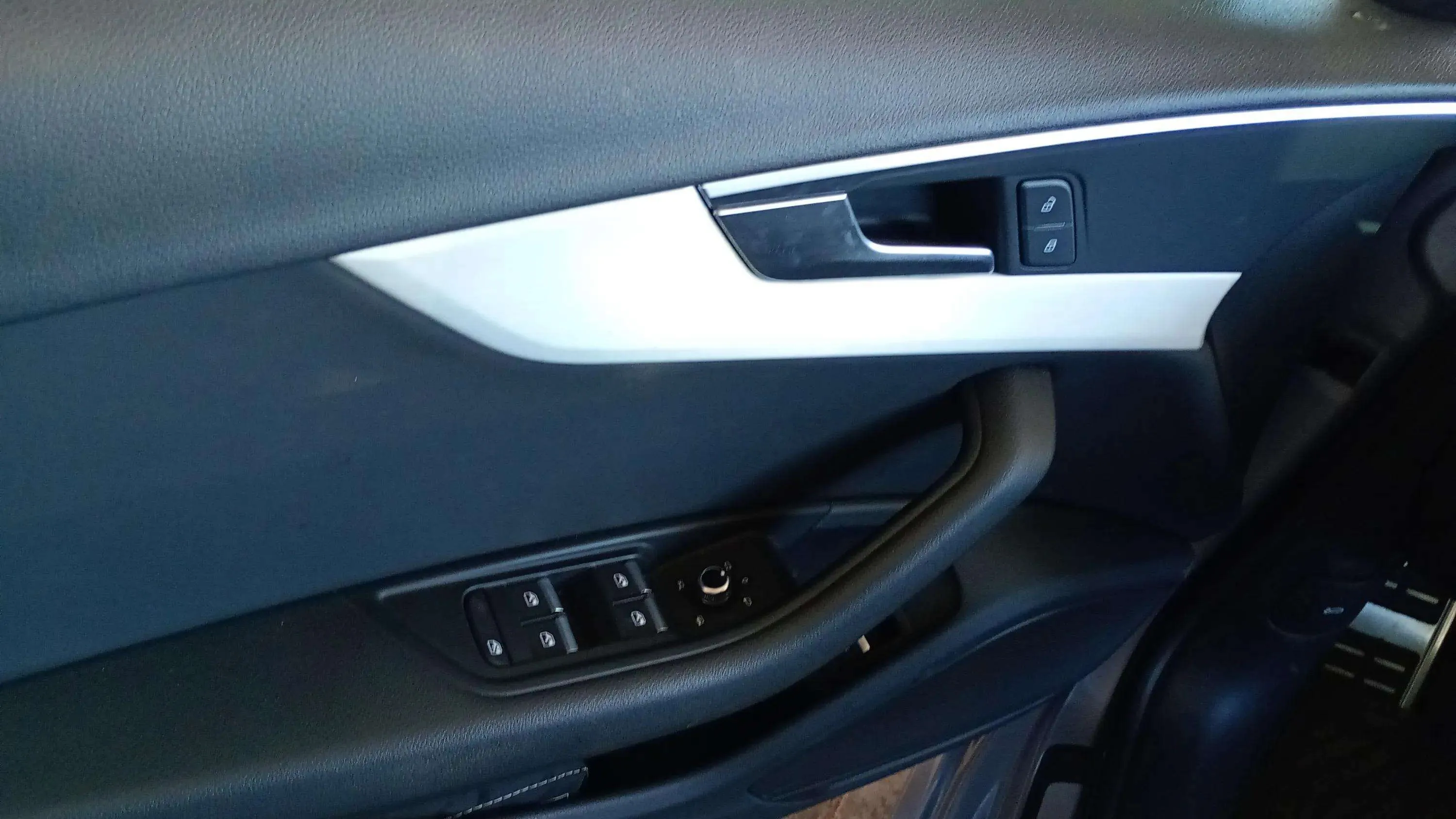 Audi A4 Avant S line 35 TFSI S tronic - foto 16