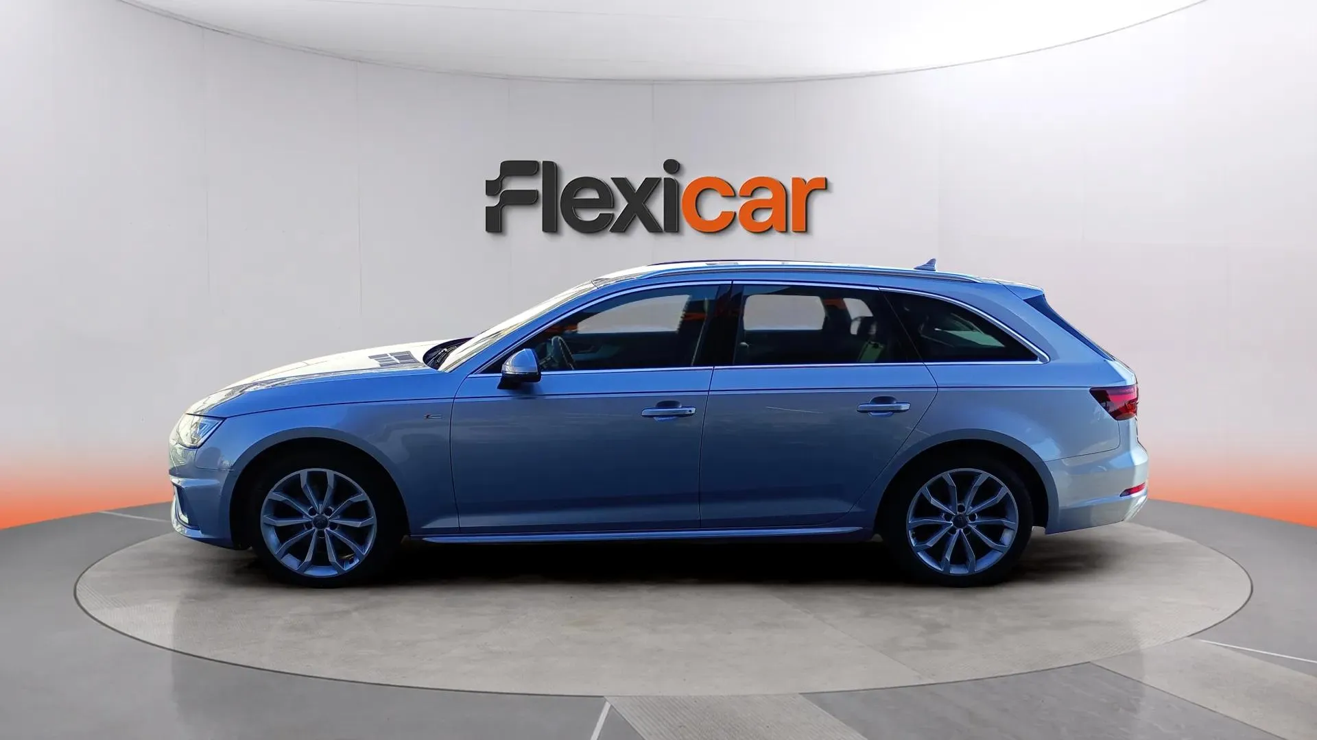 Audi A4 Avant S line 35 TFSI S tronic - foto 4