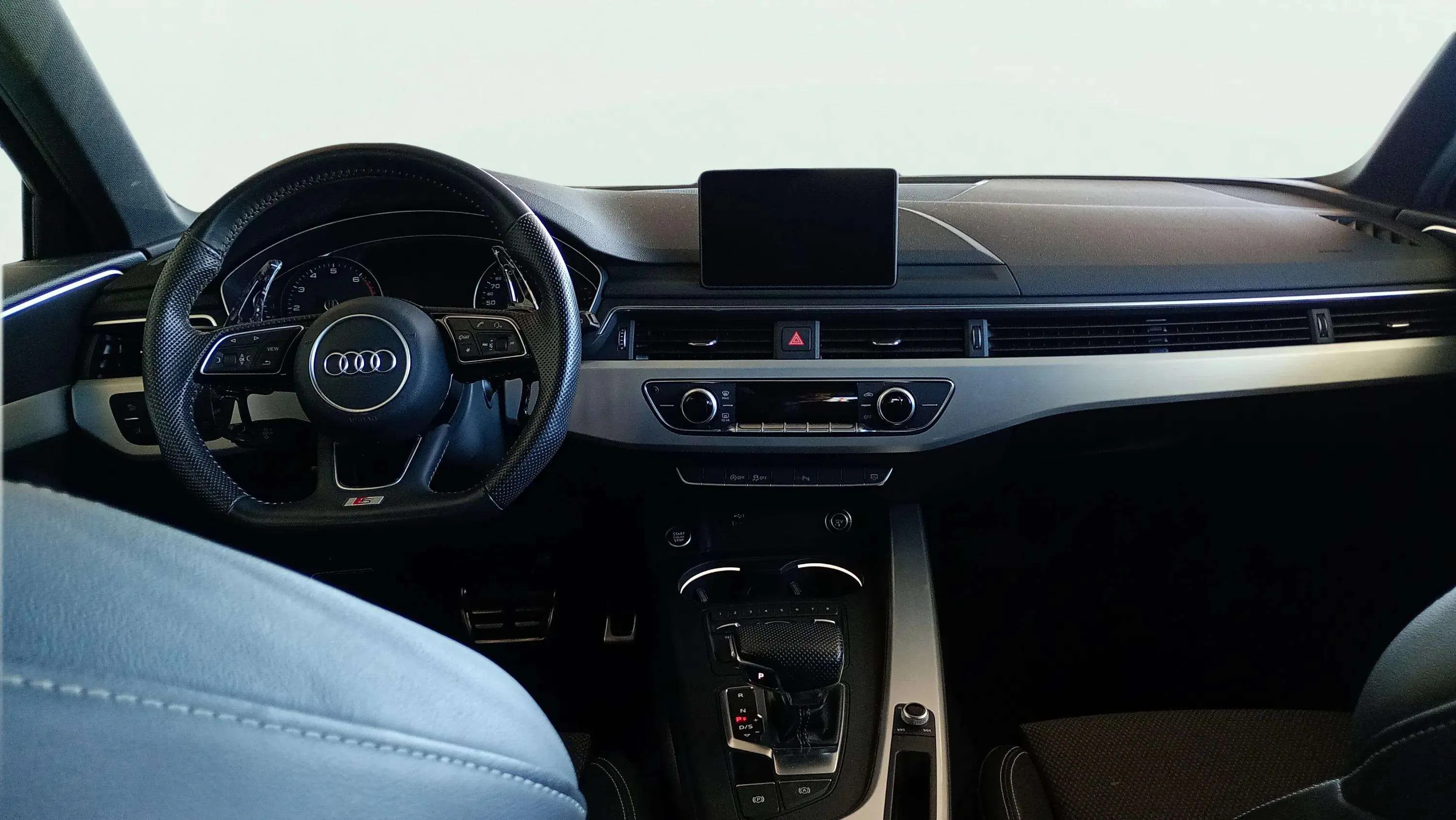 Audi A4 Avant S line 35 TFSI S tronic - foto 8