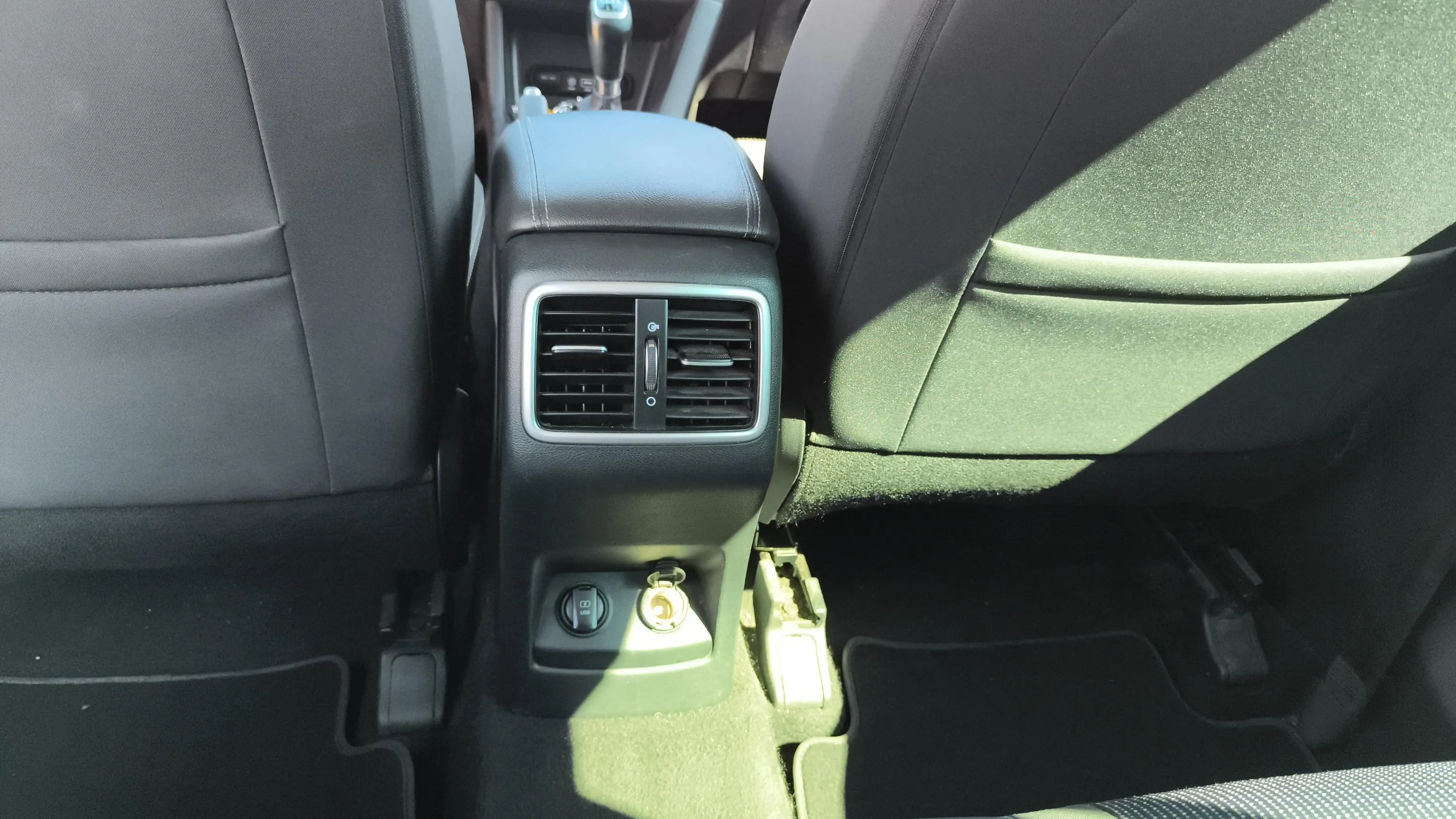 Kia Sportage 1.7 CRDi VGT Drive 4x2 Eco-Dynamics - foto 19