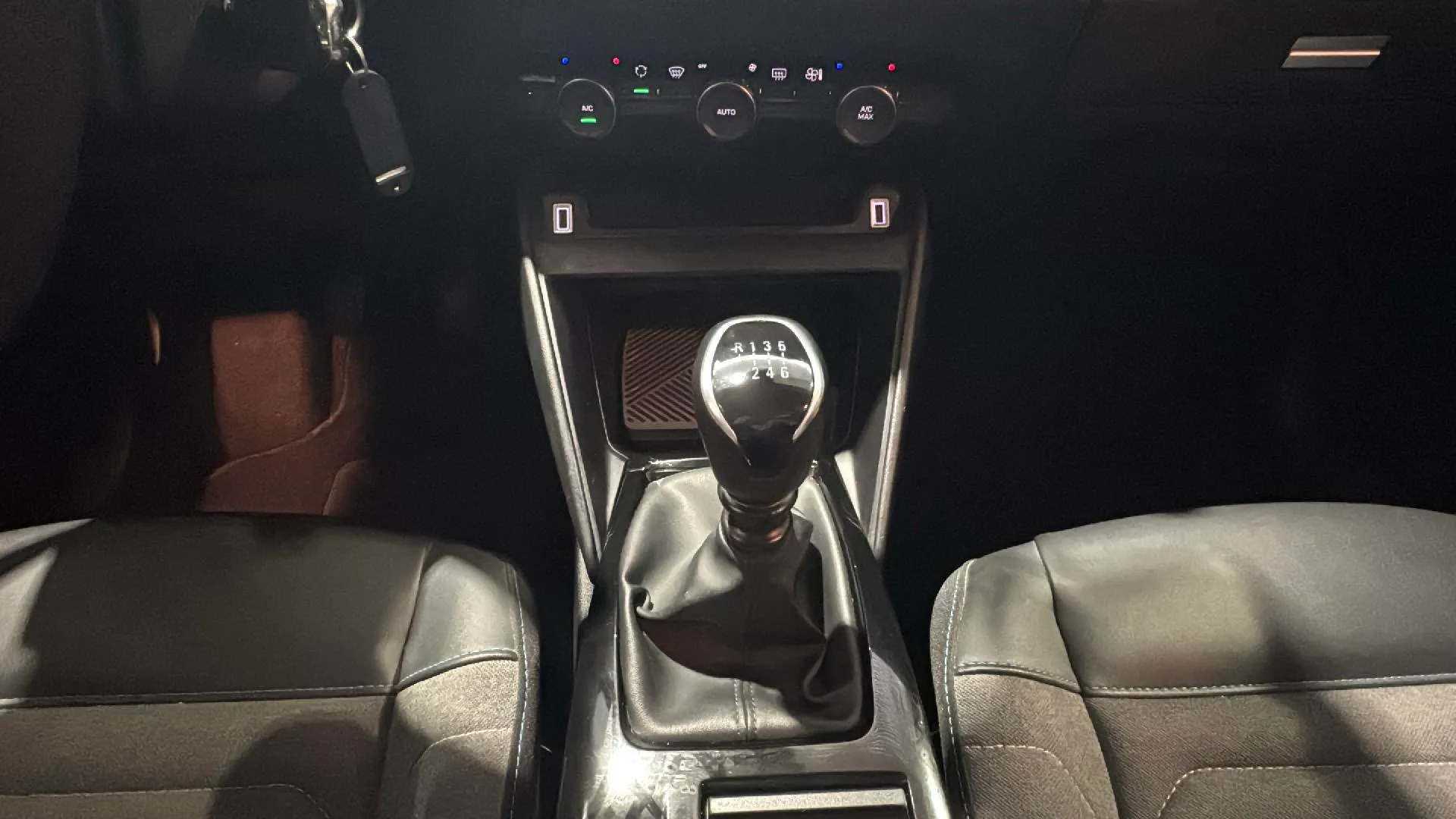 Citroën C4 PureTech 130 Feel - foto 16