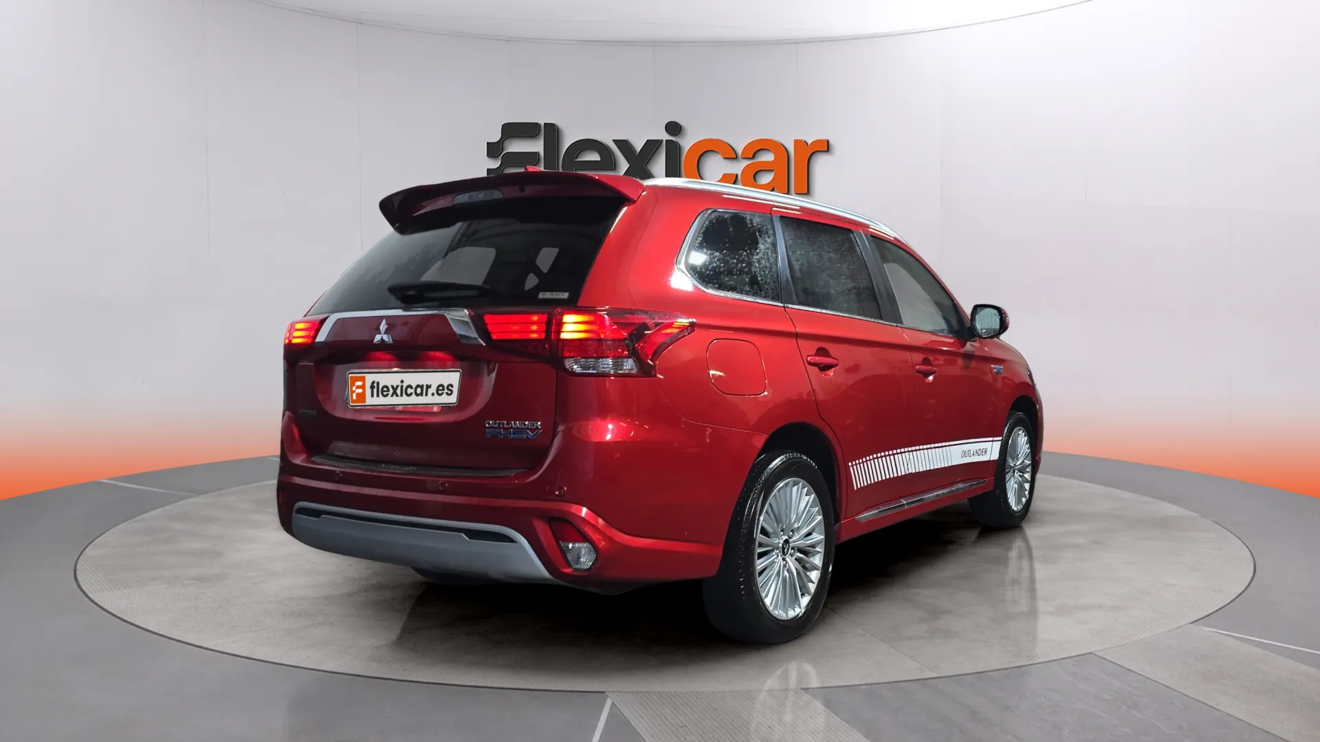 Mitsubishi Outlander 2.4 PHEV Kaiteki 4WD - foto 4