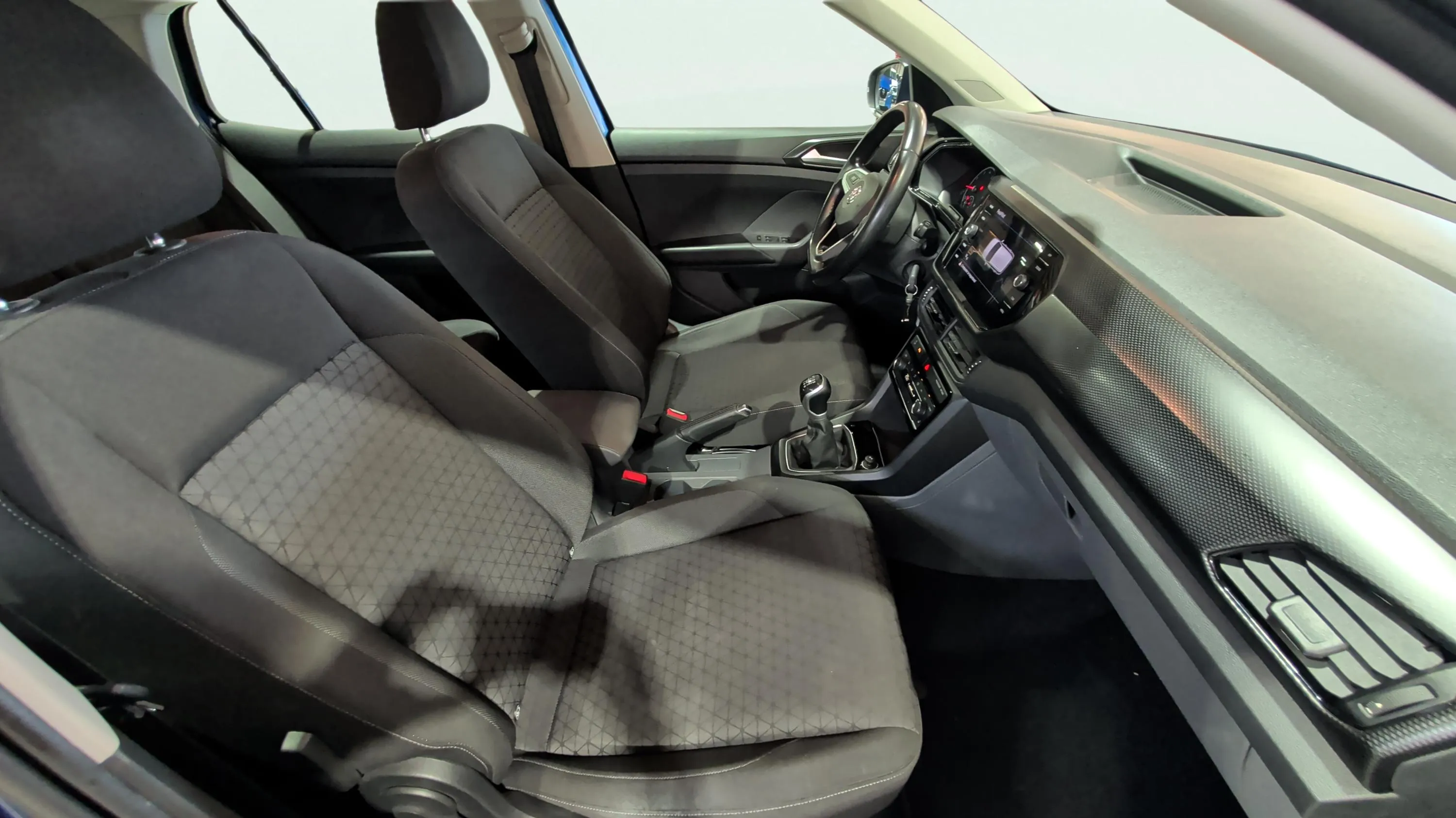 Volkswagen T-Cross Sport 1.0 TSI - foto 21