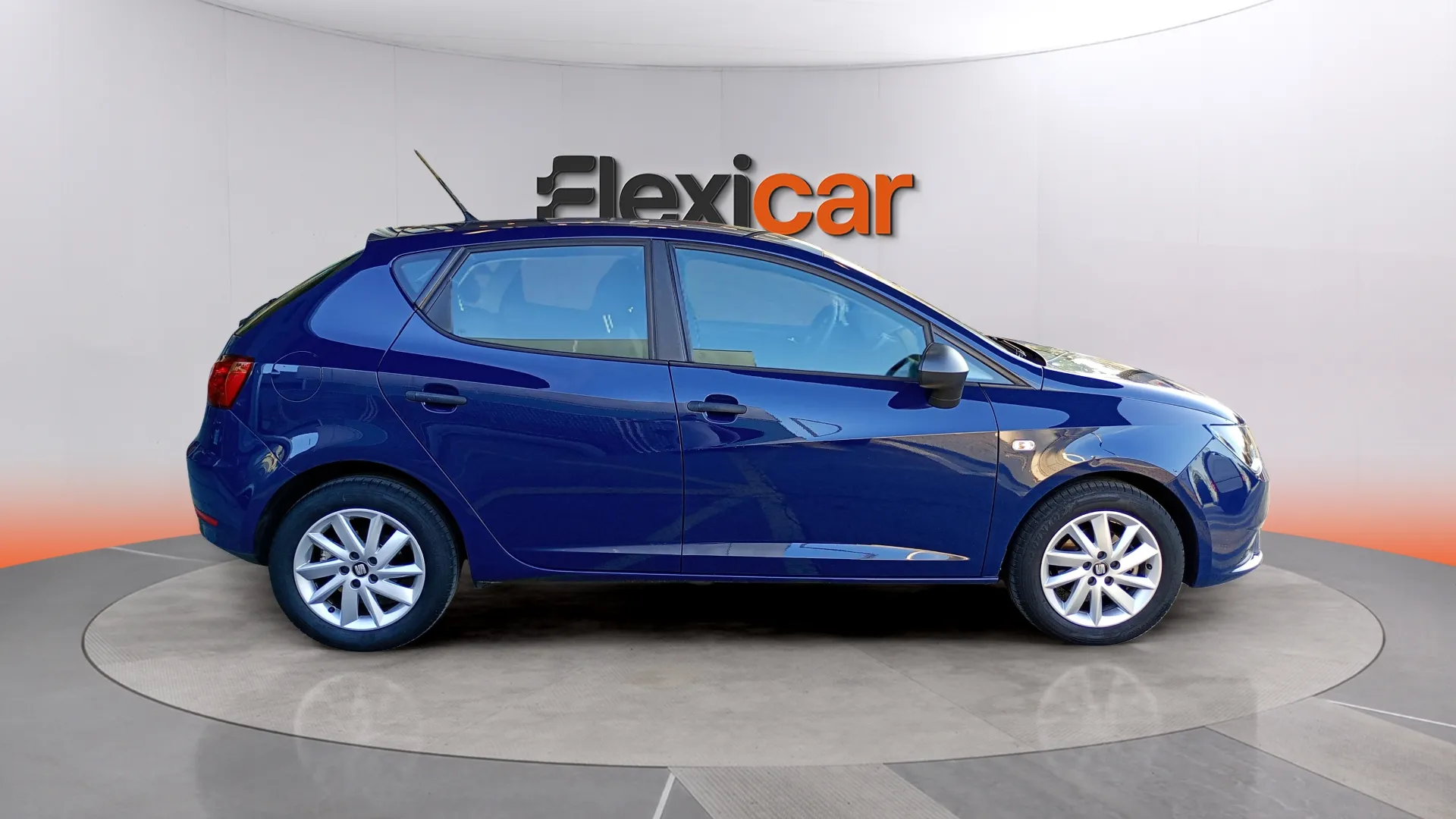 SEAT Ibiza 1.2 TSI Reference - foto 8