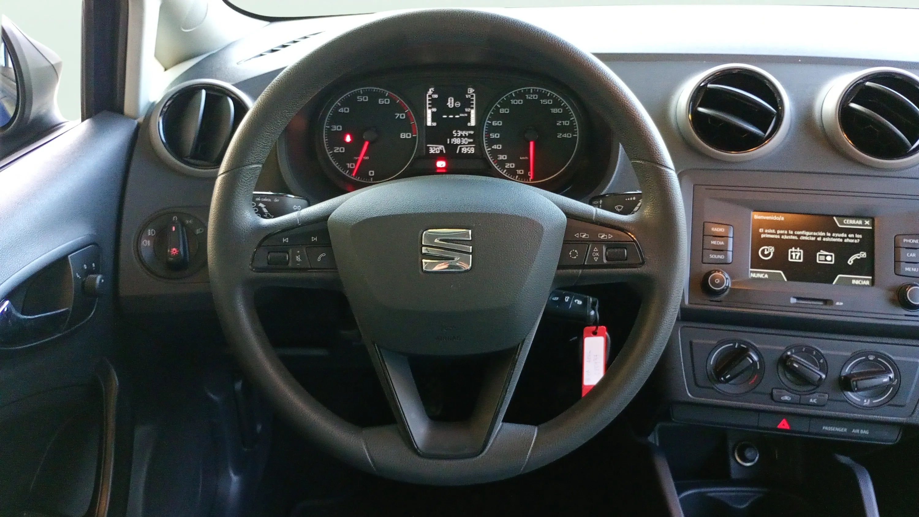 SEAT Ibiza 1.2 TSI Reference - foto 12