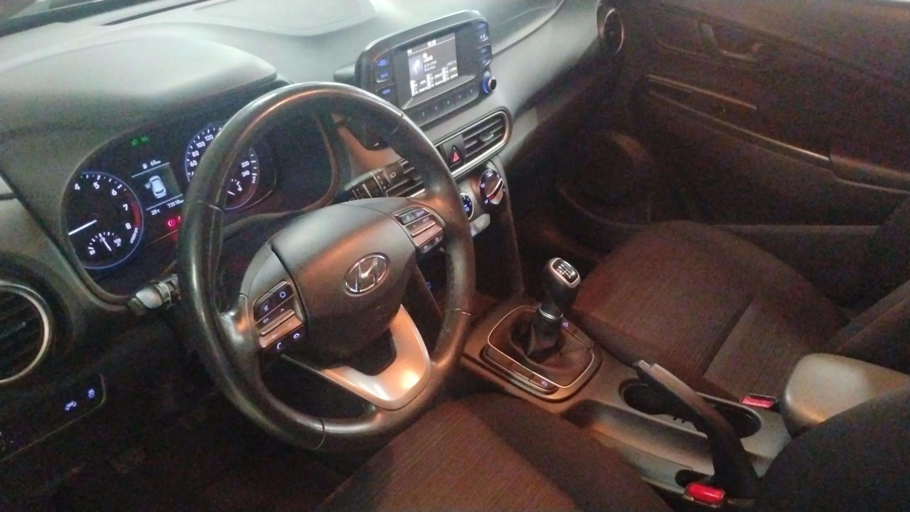 Hyundai Kona 1.0 T-GDi Essence 4x2 - foto 6