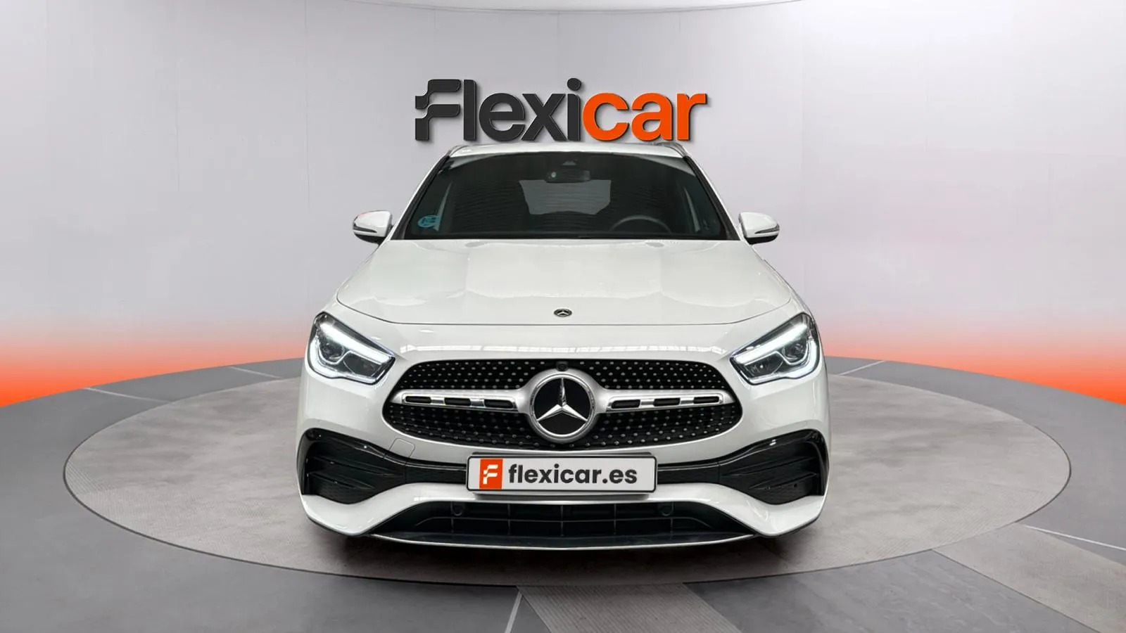Mercedes-Benz GLA 200 D - foto 2