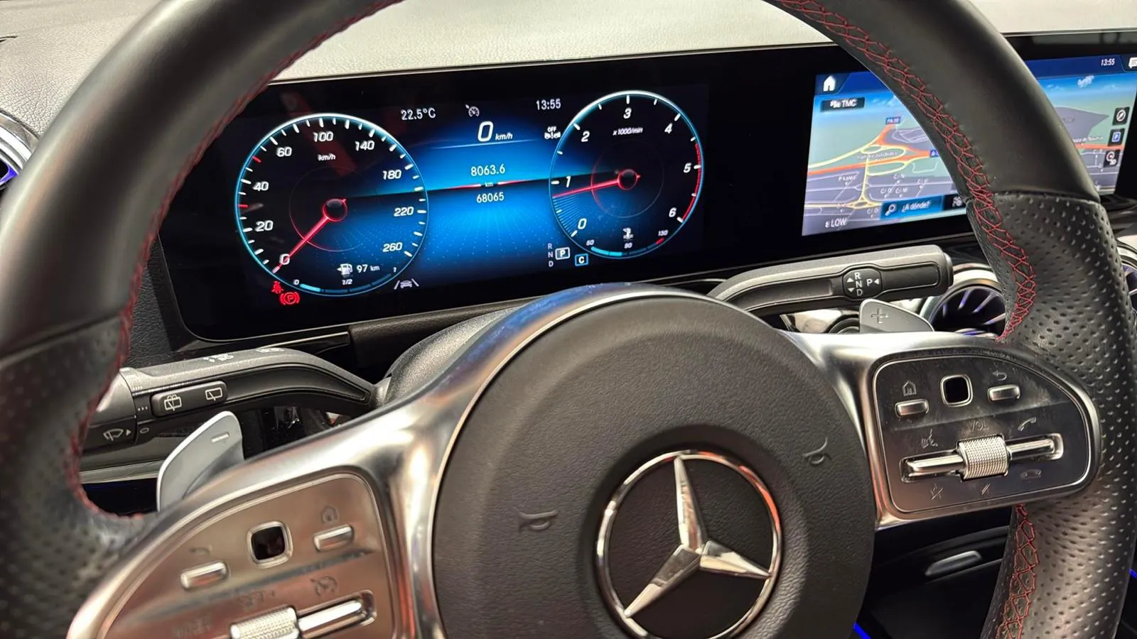 Mercedes-Benz GLA 200 D - foto 21