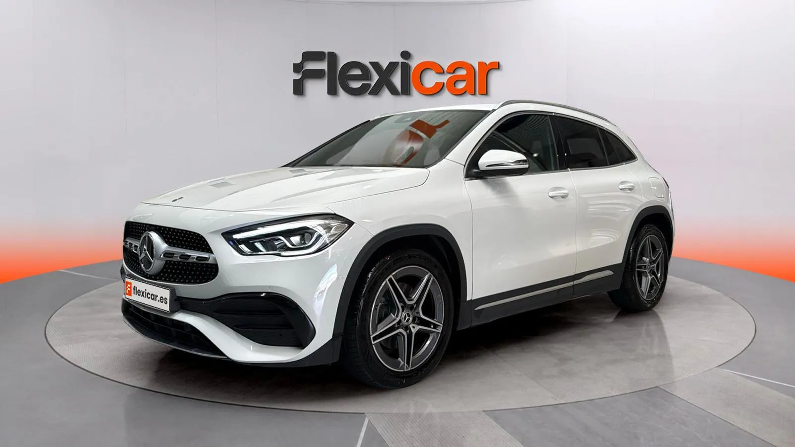 Mercedes-Benz GLA 200 D - foto 3