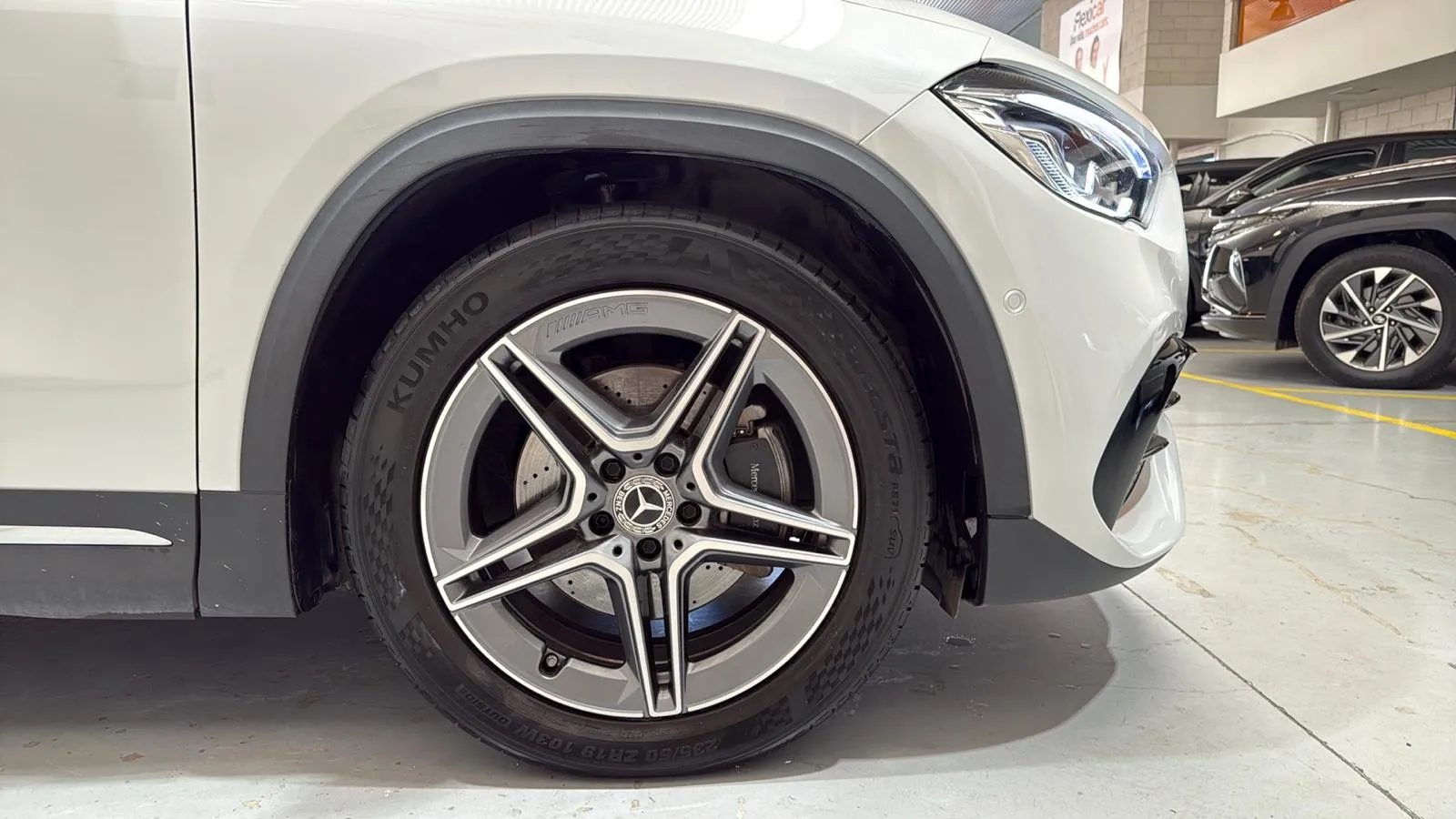 Mercedes-Benz GLA 200 D - foto 24