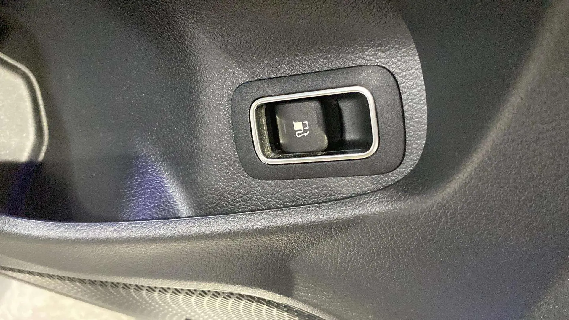 Mercedes-Benz CLA 250 e - foto 24