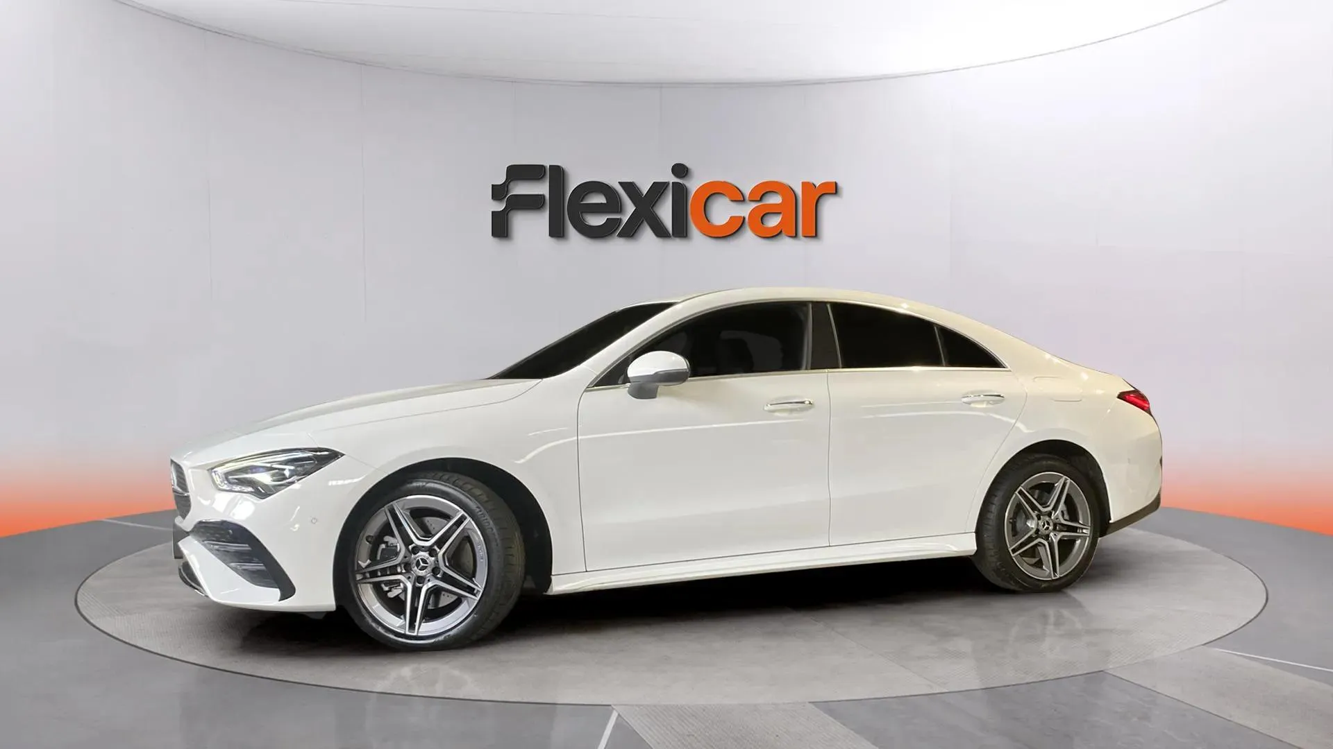Mercedes-Benz CLA 250 e - foto 3