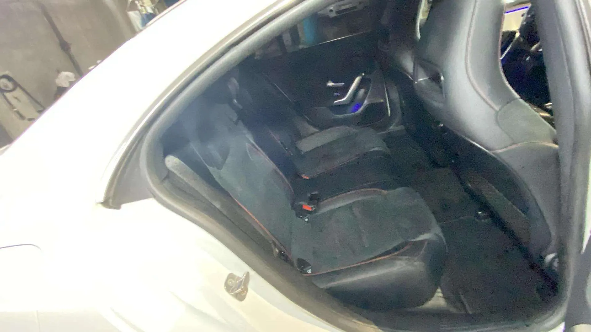 Mercedes-Benz CLA 250 e - foto 18