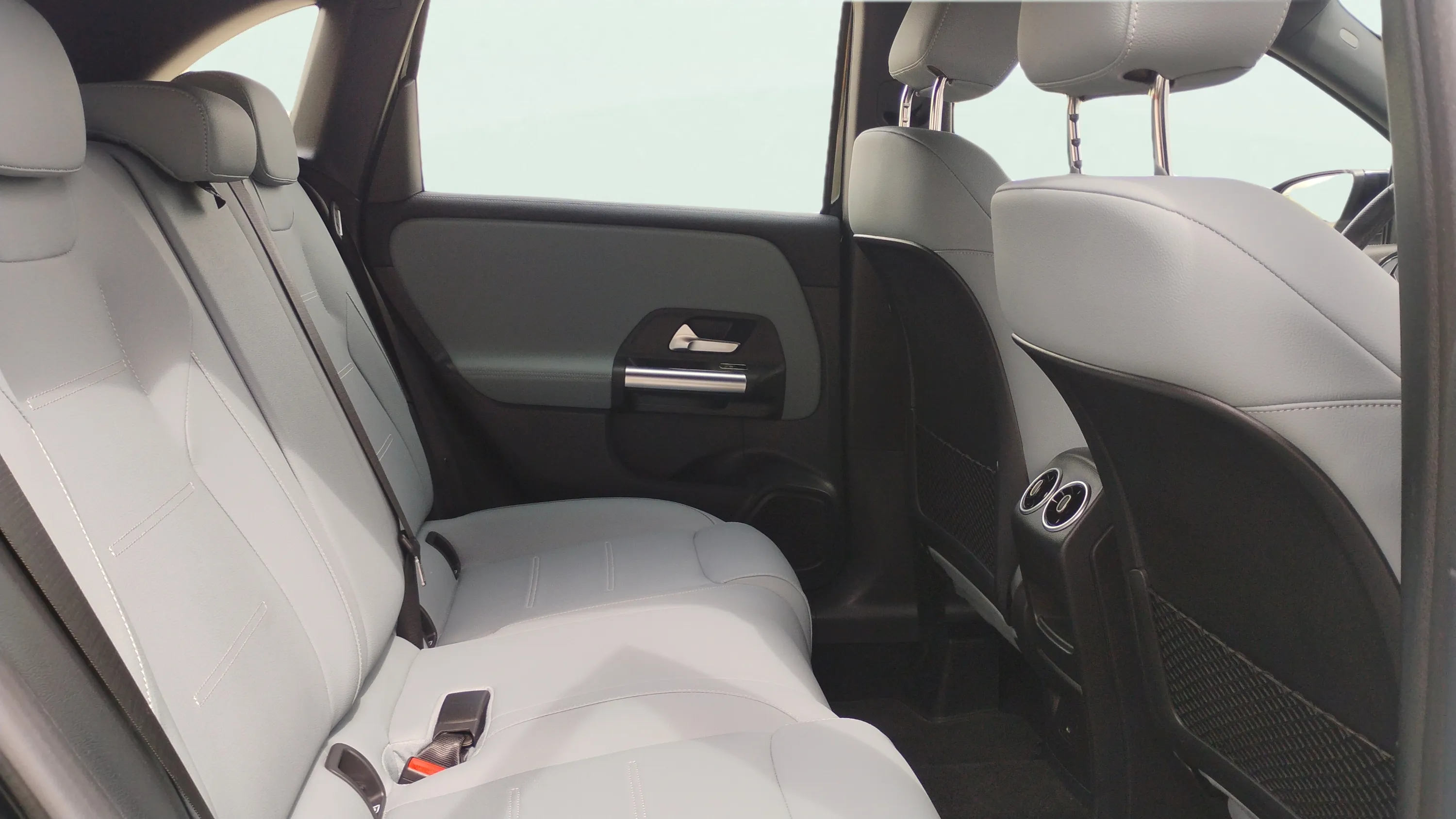 Mercedes-Benz Clase B B 200 d - foto 16