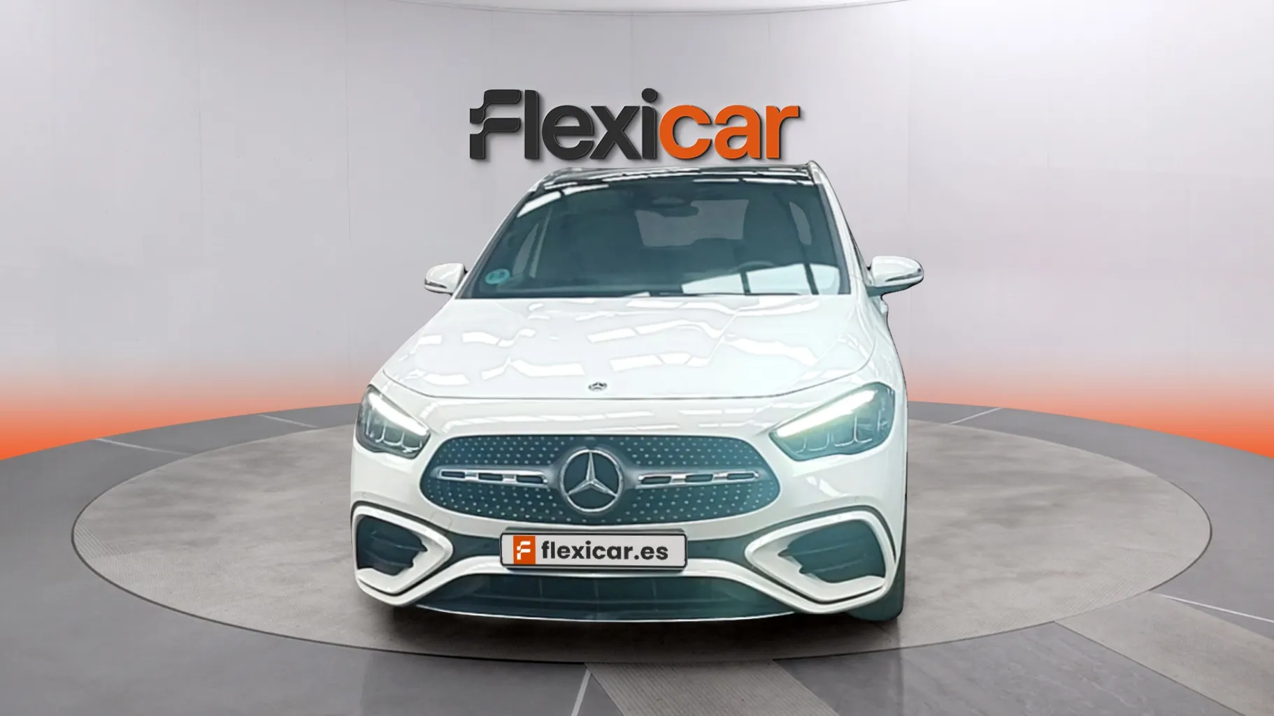 Mercedes-Benz GLA 200 D - foto 2
