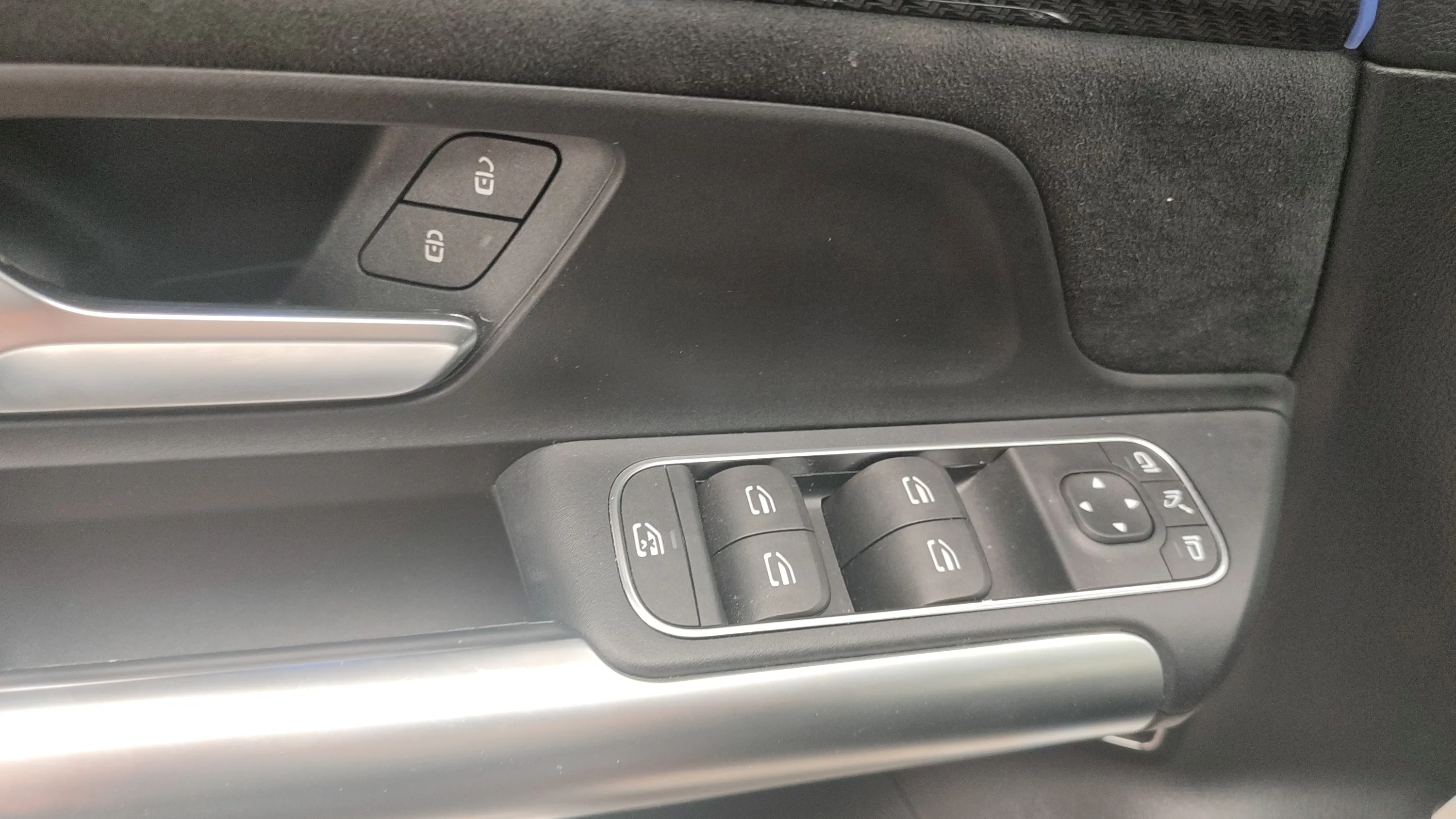 Mercedes-Benz GLA 200 D - foto 16