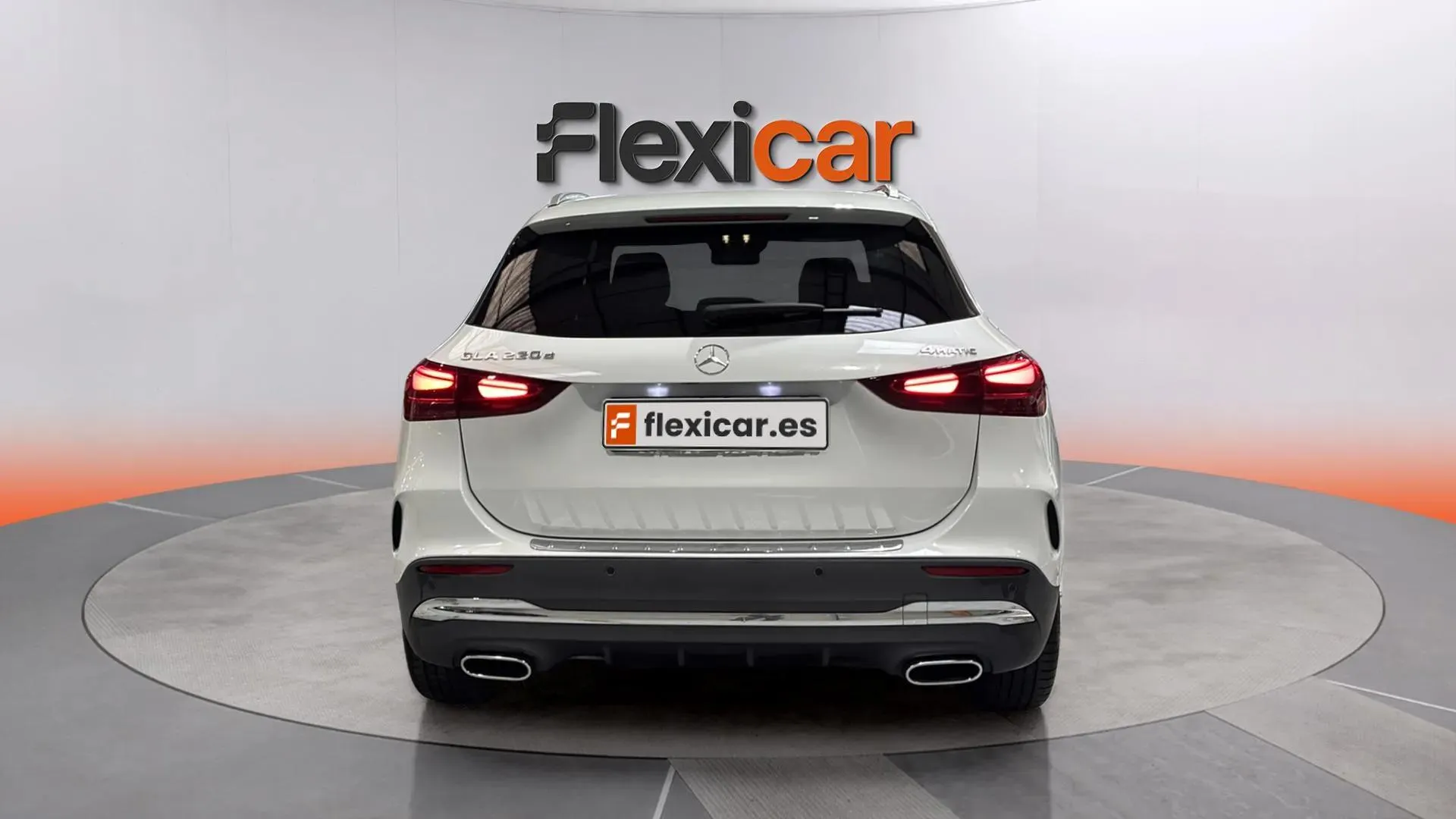 Mercedes-Benz GLA 220 D 4MATIC - foto 6