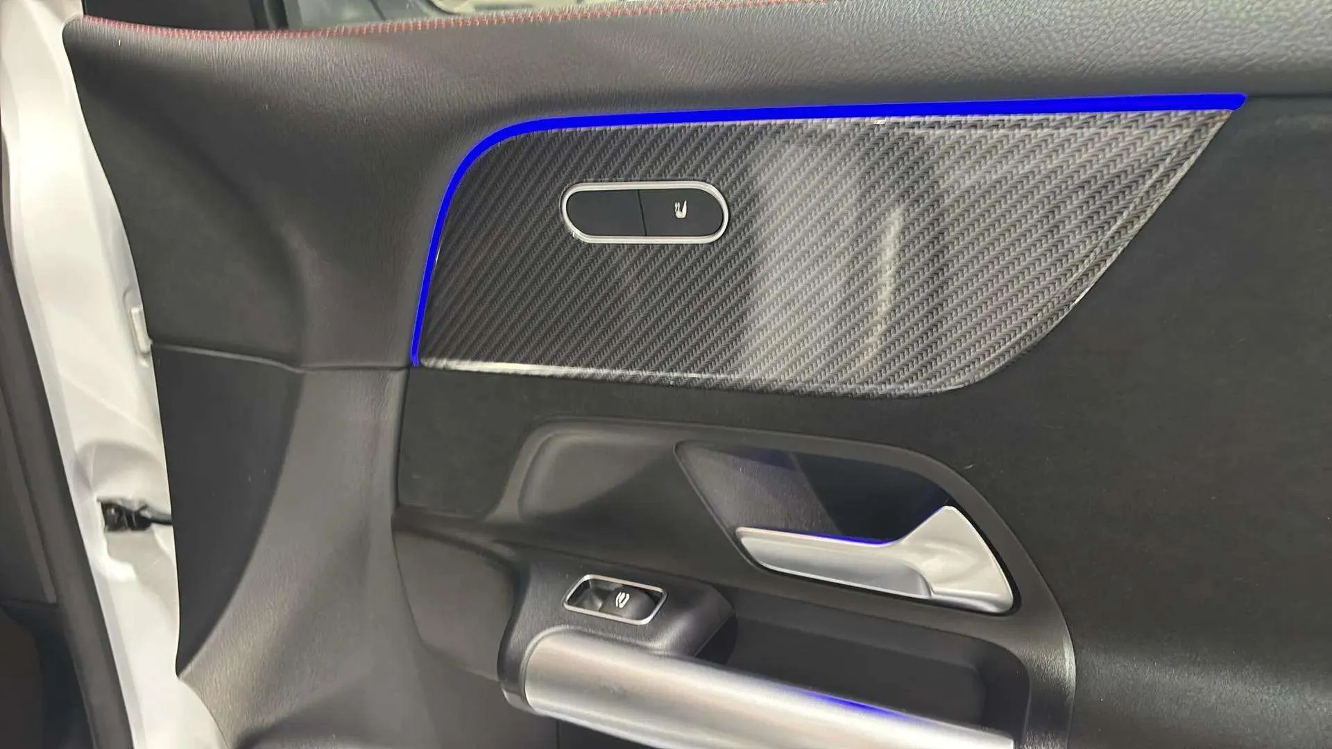Mercedes-Benz GLA 220 D 4MATIC - foto 19
