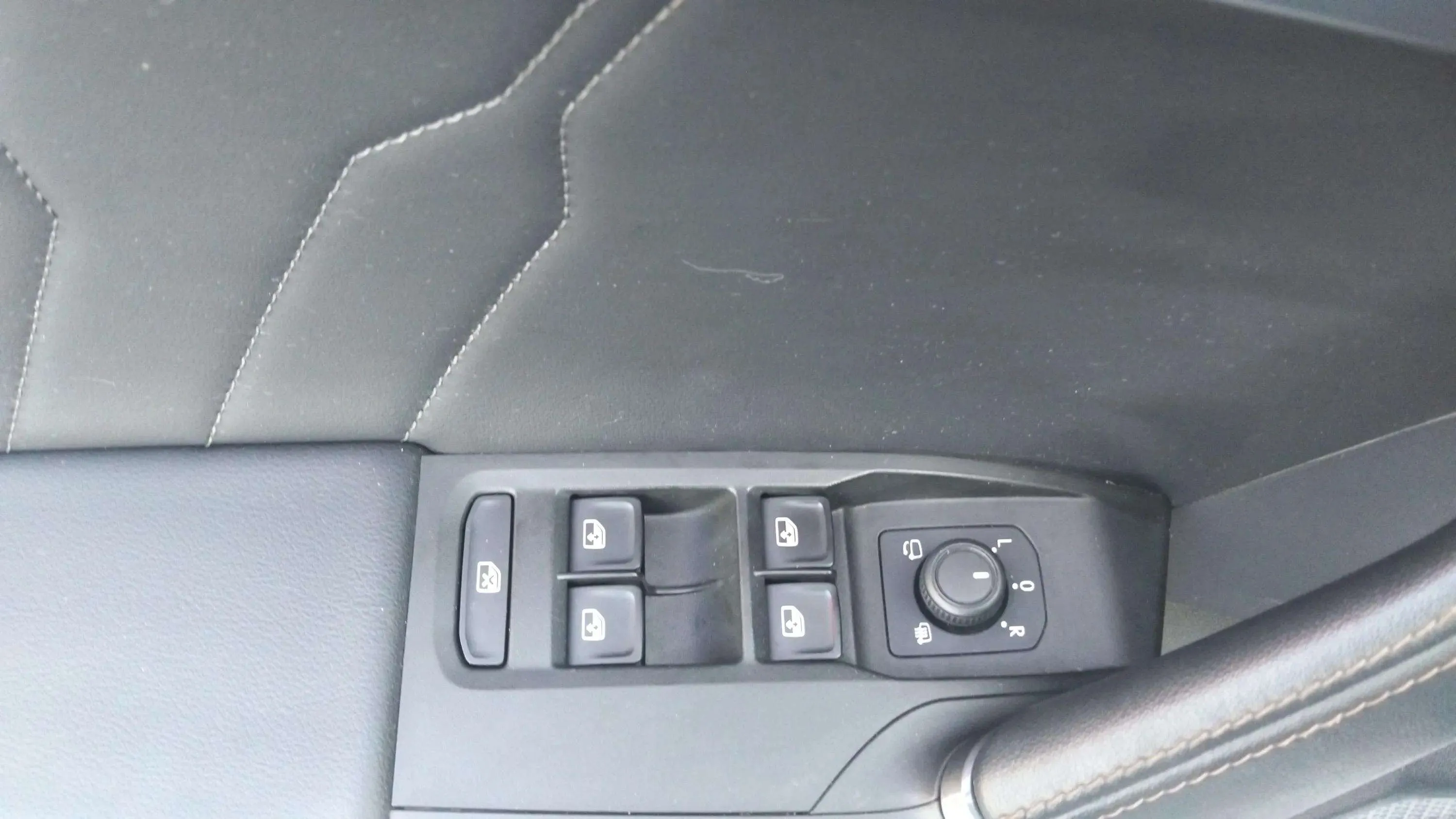 Cupra Formentor 1.5 TSI DSG - foto 18