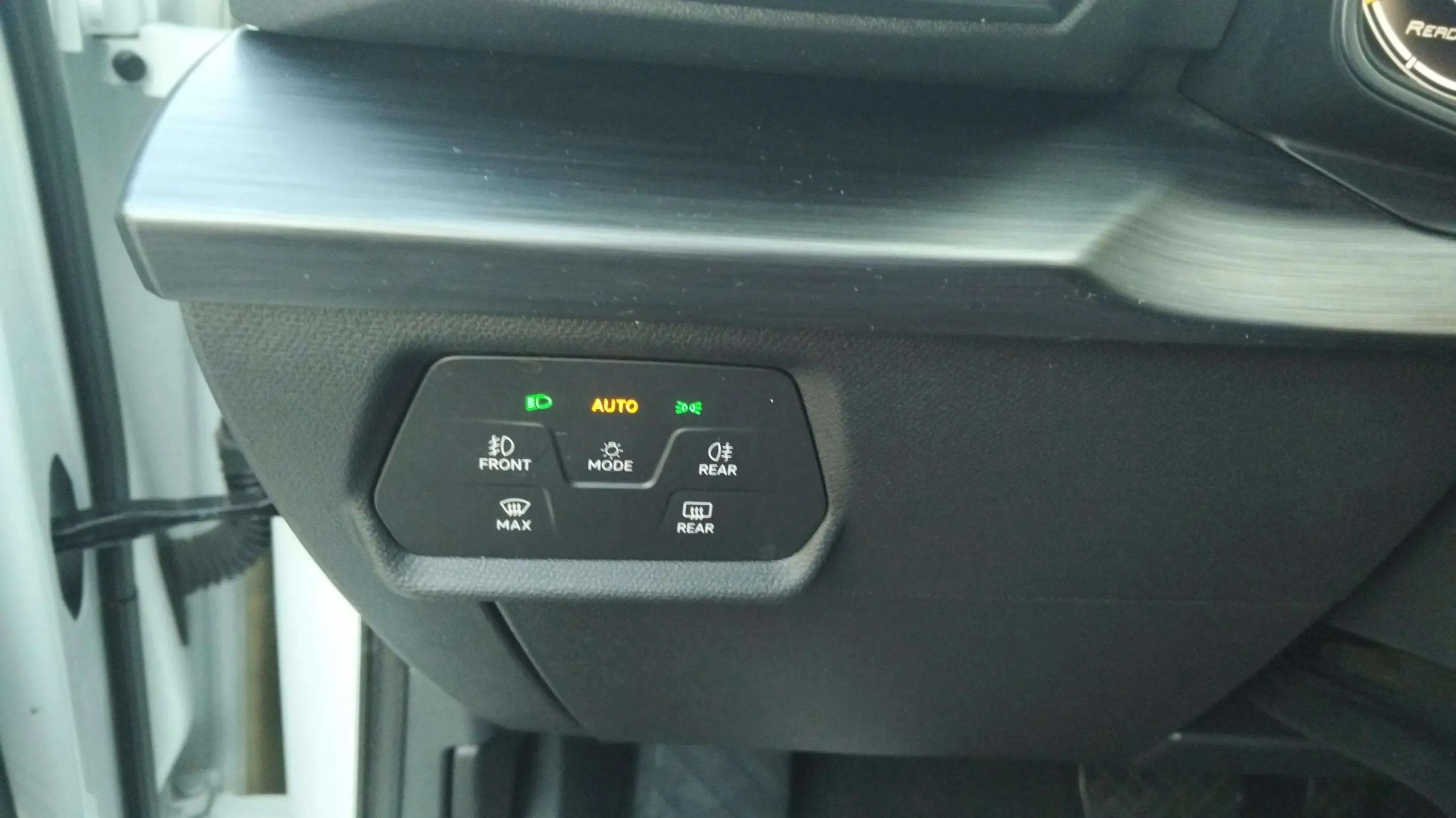 Cupra Formentor 1.5 TSI DSG - foto 19
