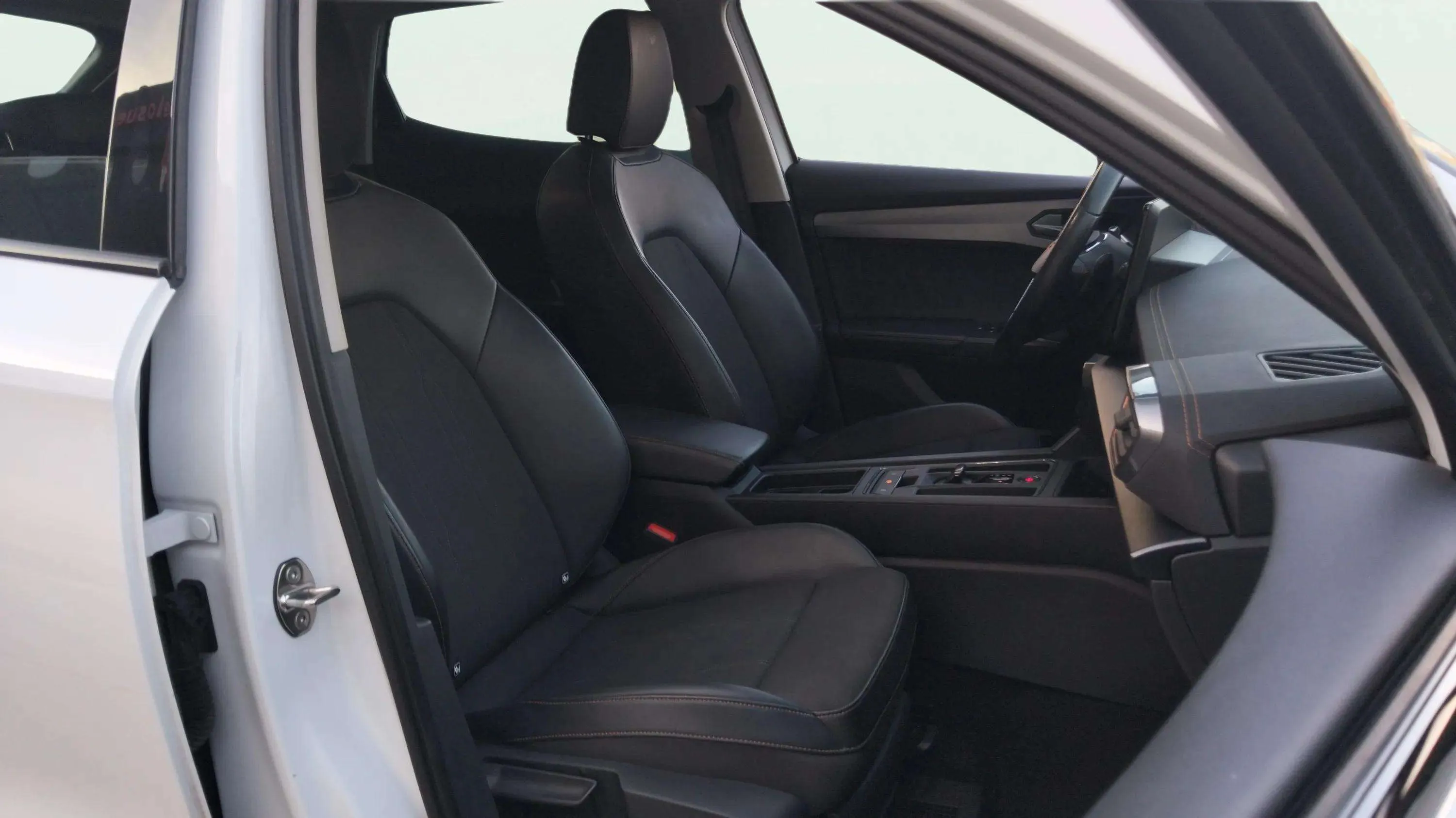 Cupra Formentor 1.5 TSI DSG - foto 23