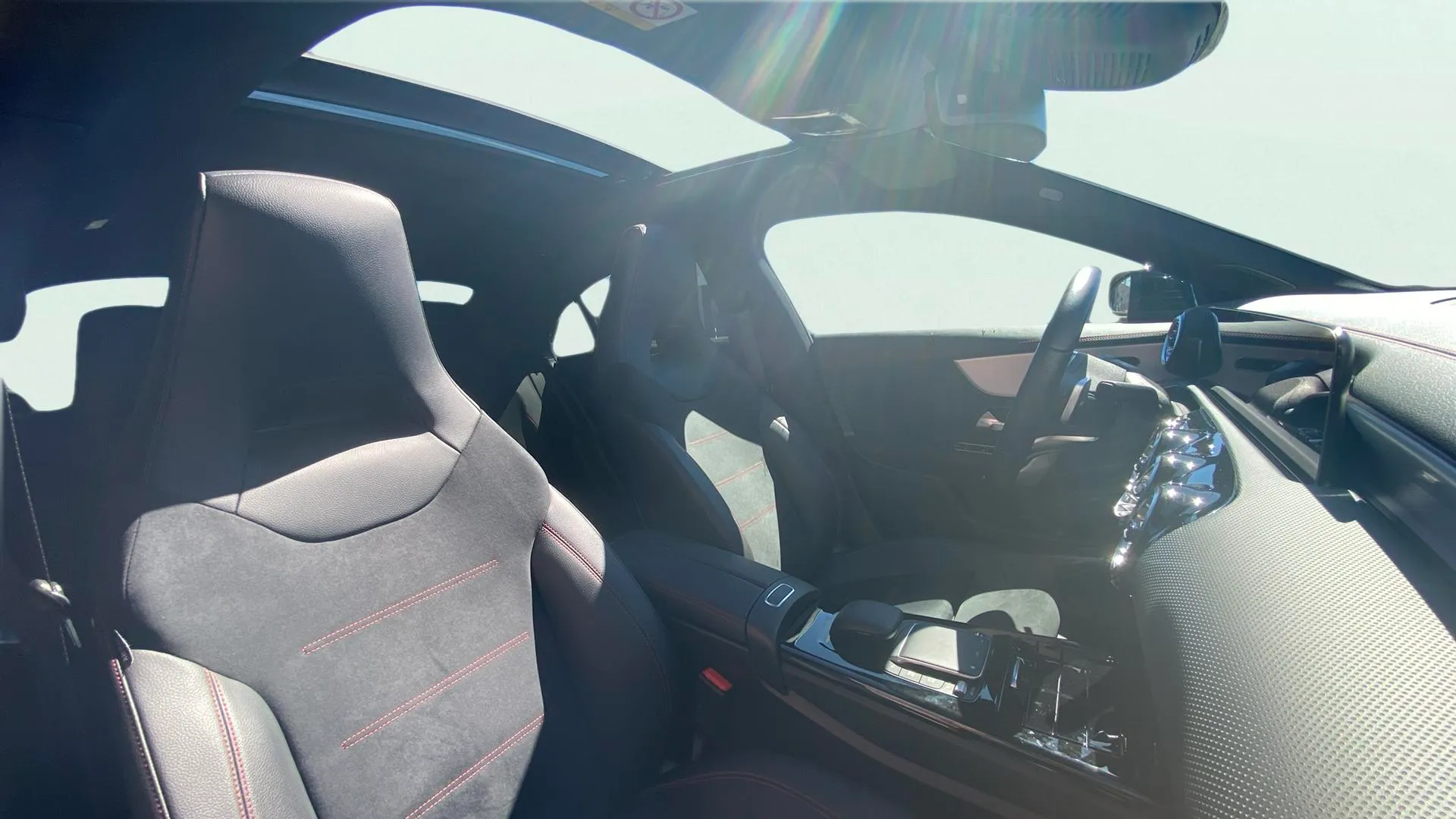 Mercedes-Benz CLA 200 D DCT - foto 11