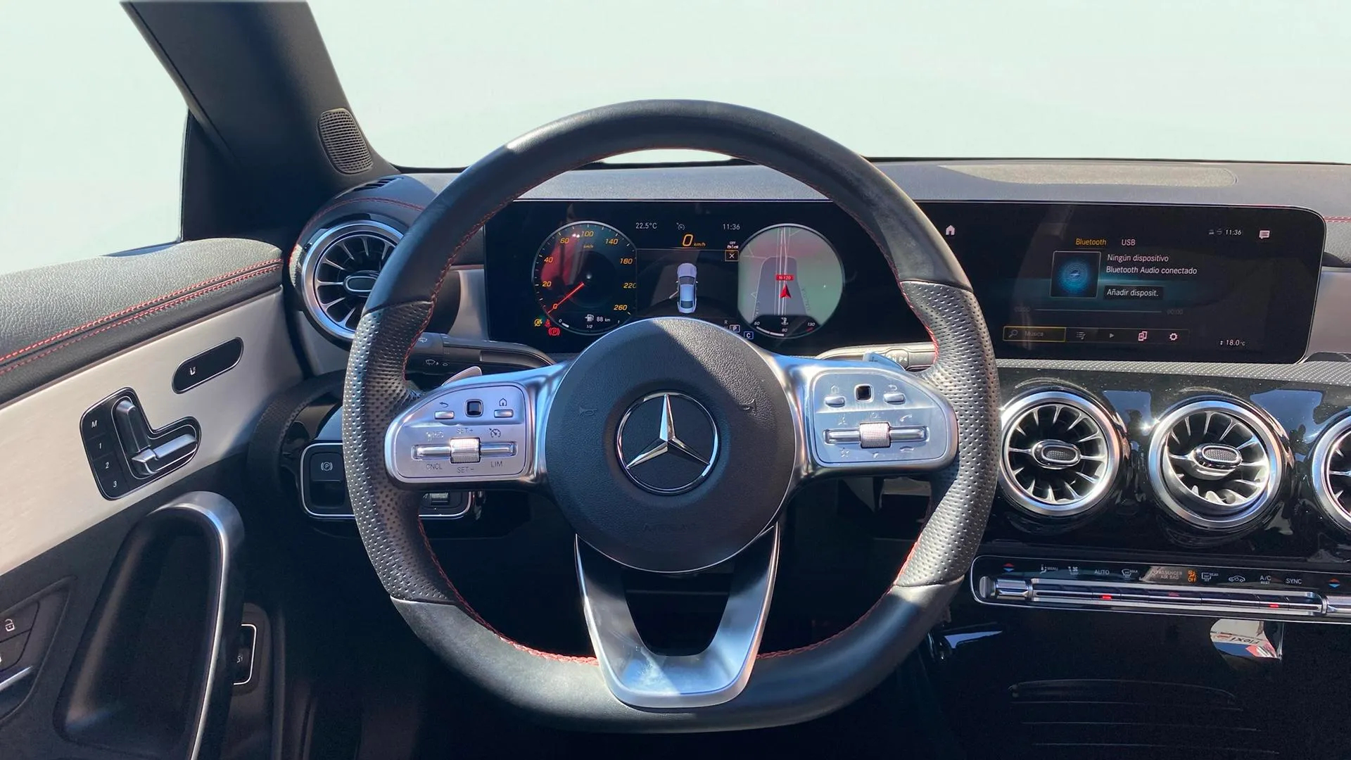 Mercedes-Benz CLA 200 D DCT - foto 14
