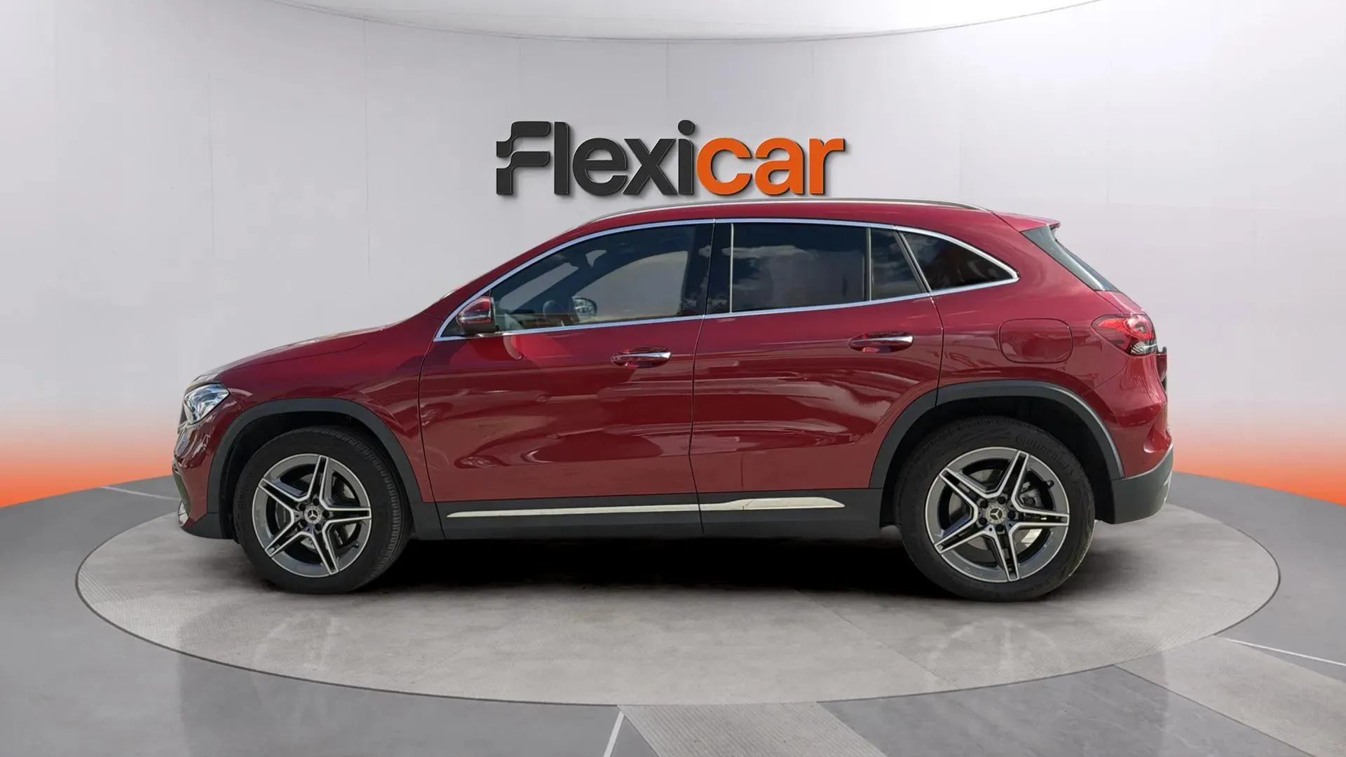 Mercedes-Benz GLA 250 e - foto 4