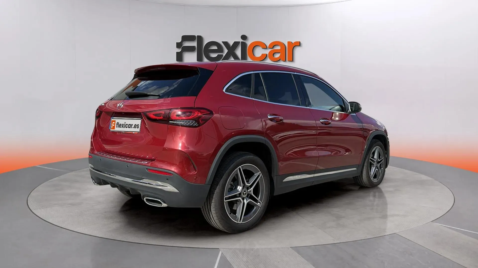 Mercedes-Benz GLA 250 e - foto 7