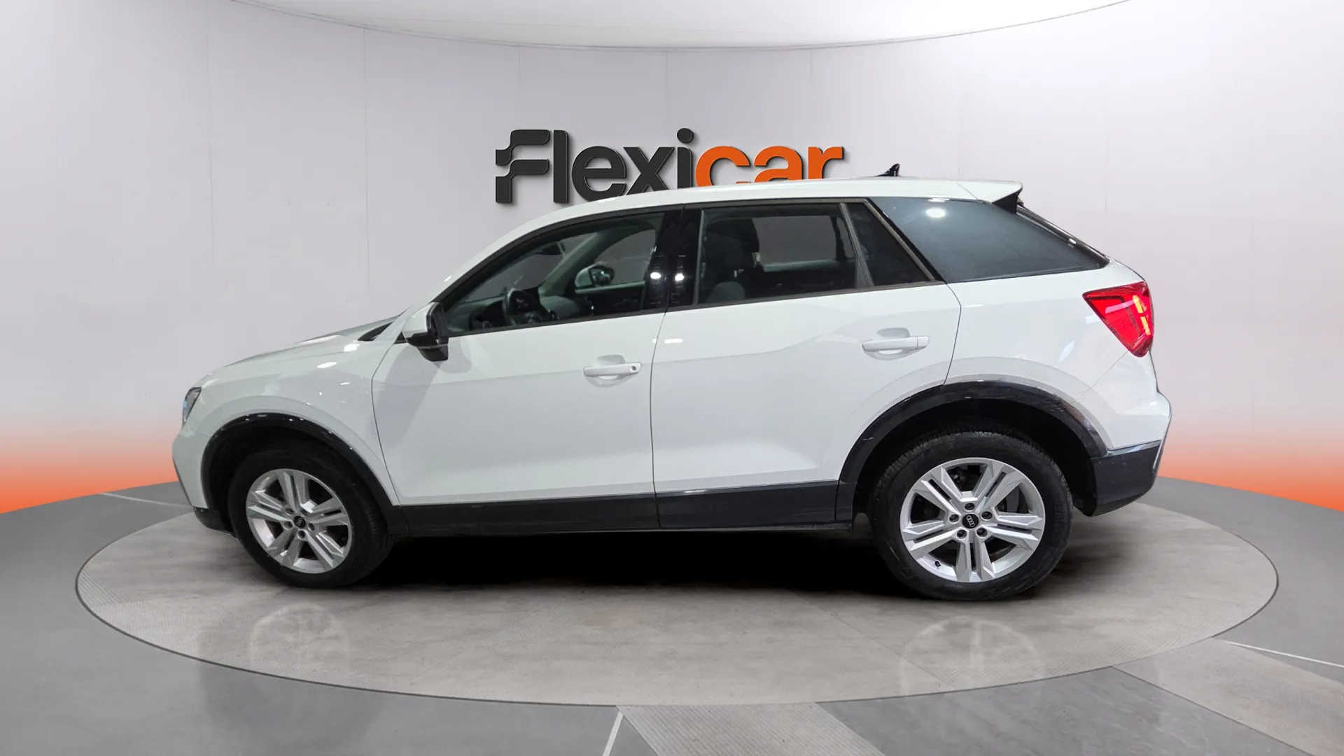 Audi Q2 Adr Bl Ed 35 TDI quattro S tr - foto 4