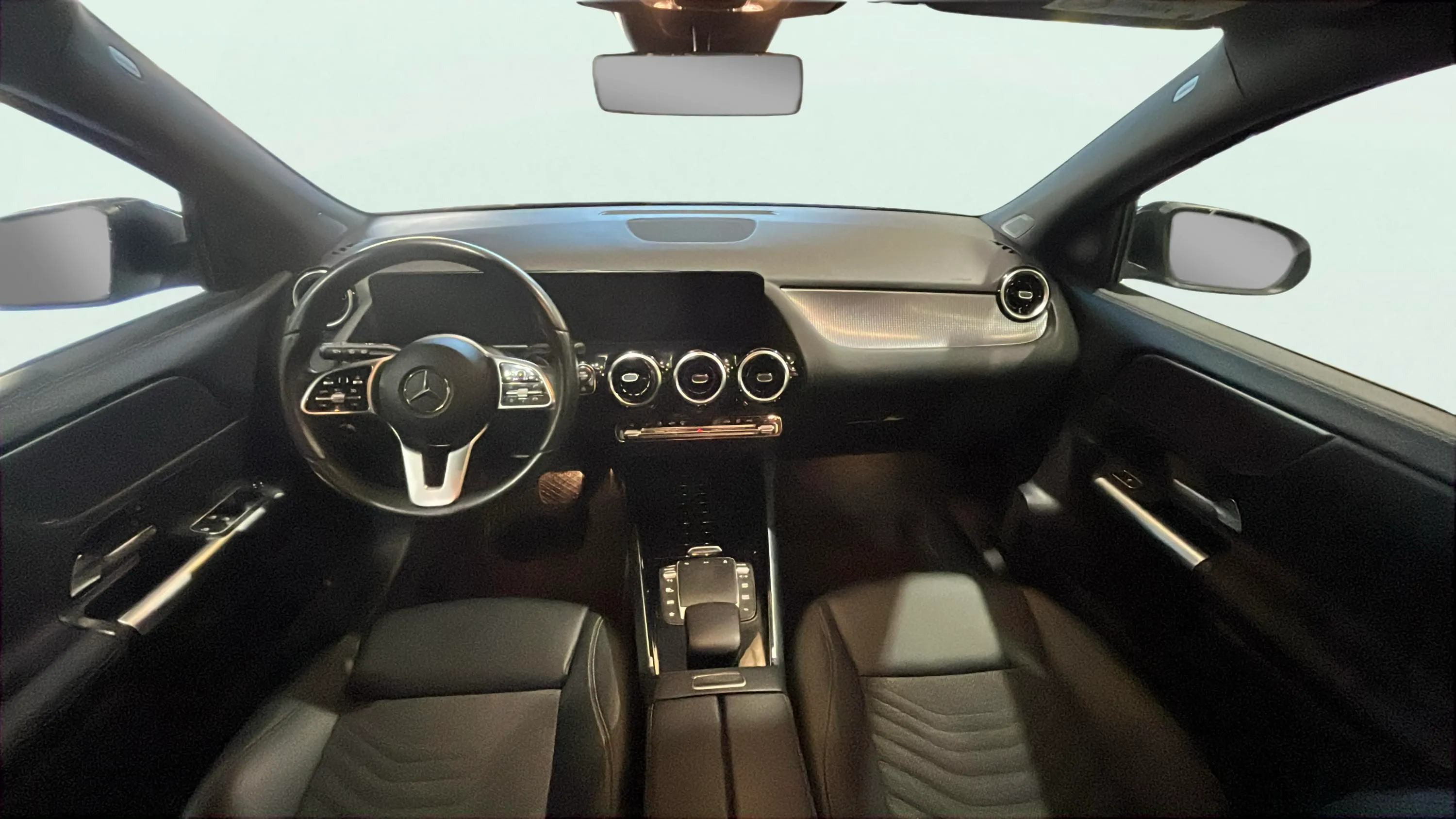 Mercedes-Benz GLA 200 D - foto 11