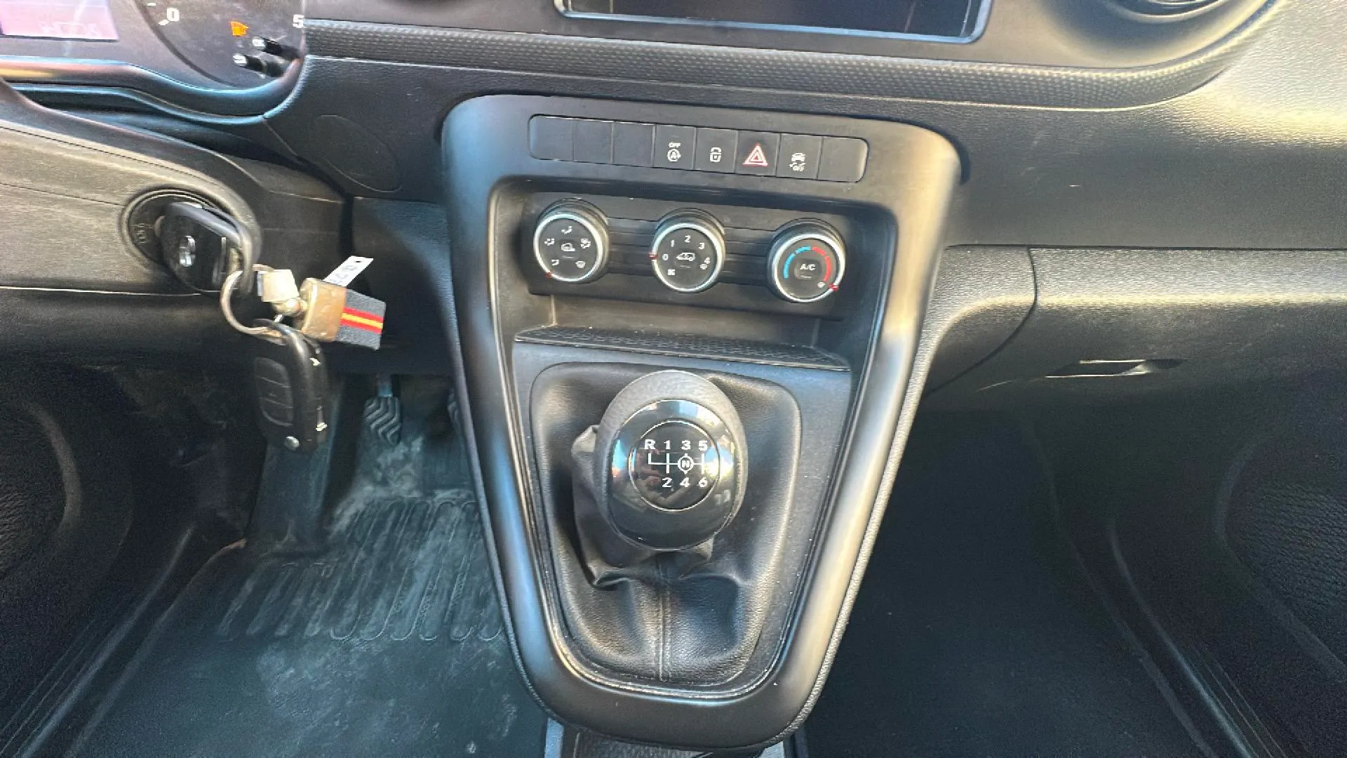 Mercedes-Benz Citan 110 CDI Furgón Base Largo - foto 11