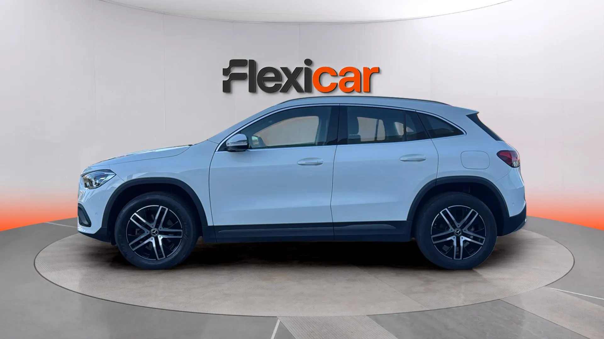 Mercedes-Benz GLA 200 D - foto 4