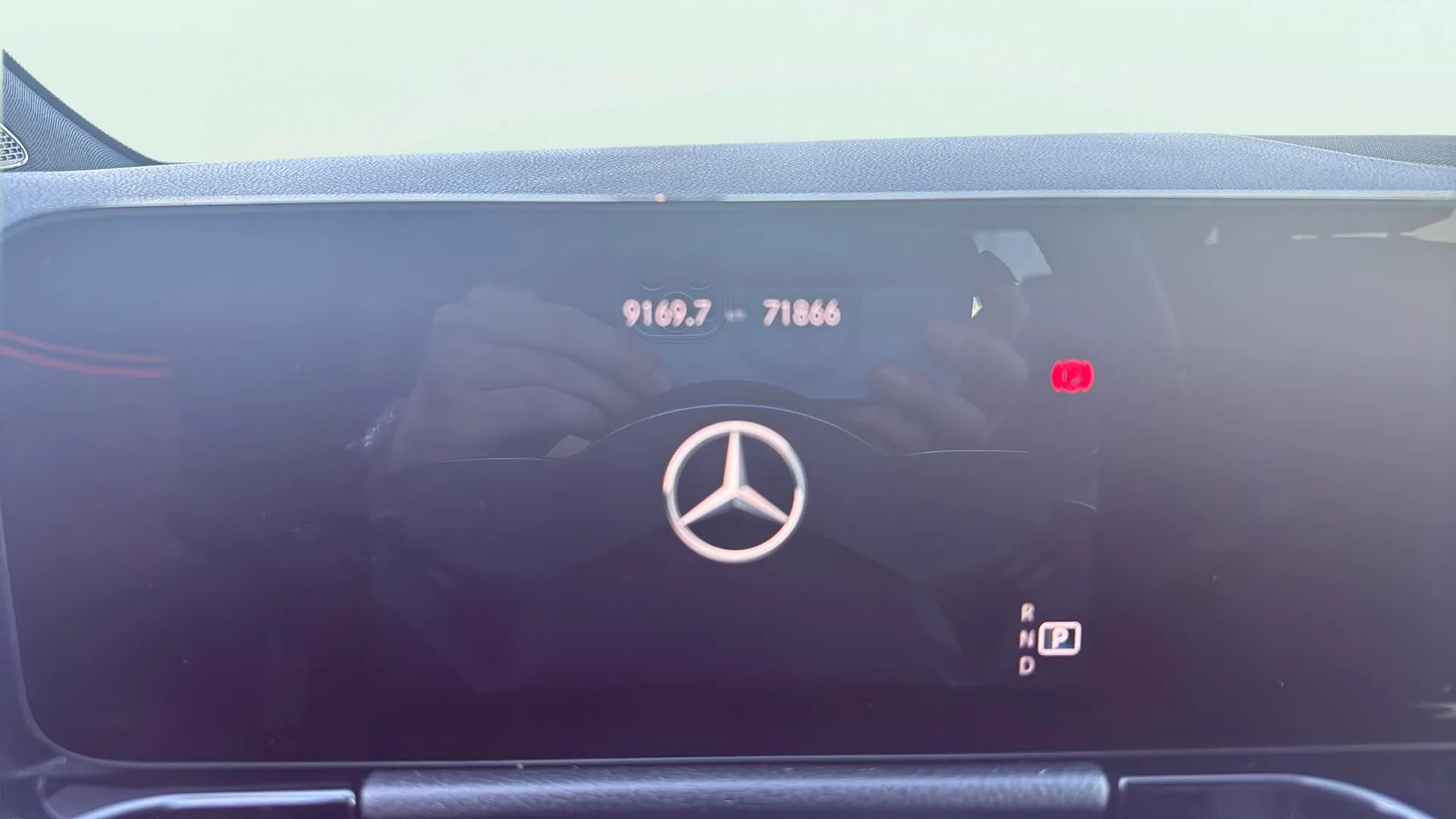 Mercedes-Benz GLA 200 D - foto 13