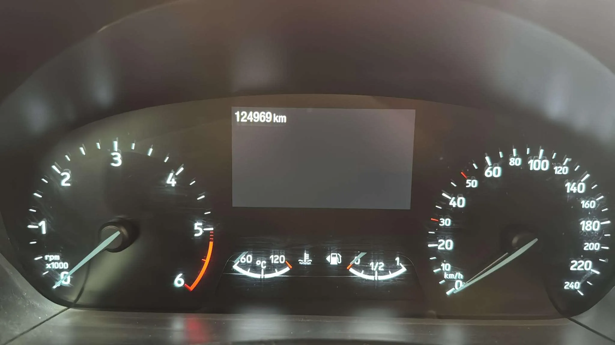 Ford Focus 1.5 EcoBlue Trend+ - foto 11