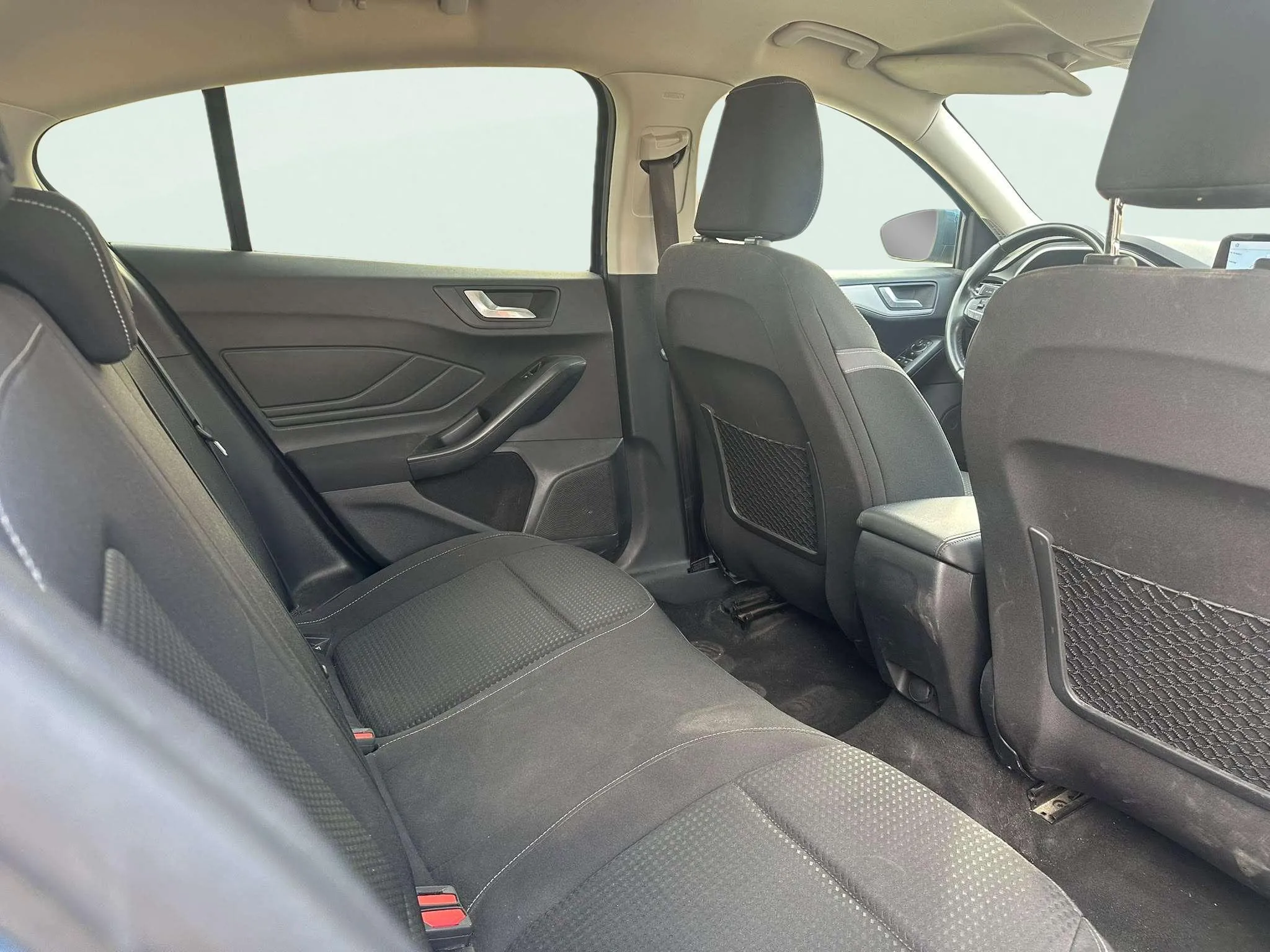 Ford Focus 1.5 EcoBlue Trend+ - foto 15